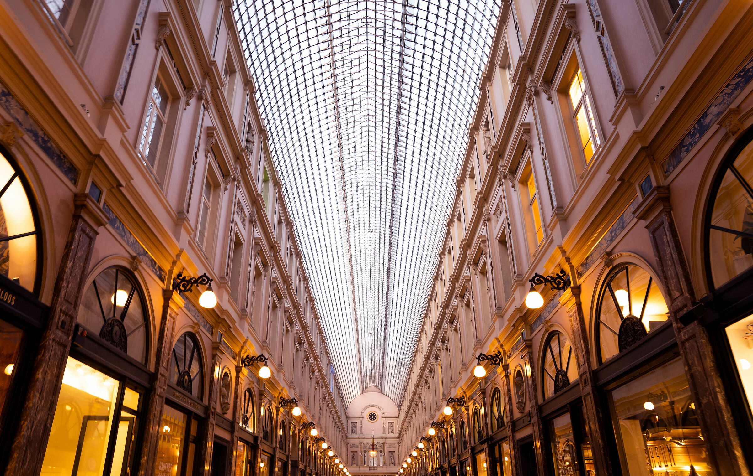 V Gallery in Brussels