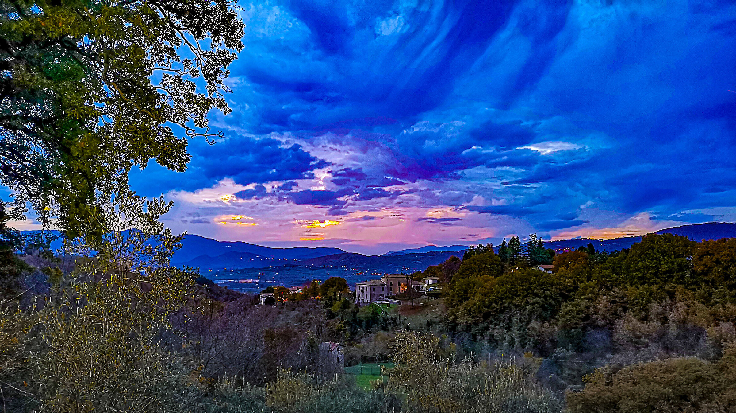 Blue sunset at Cantalice