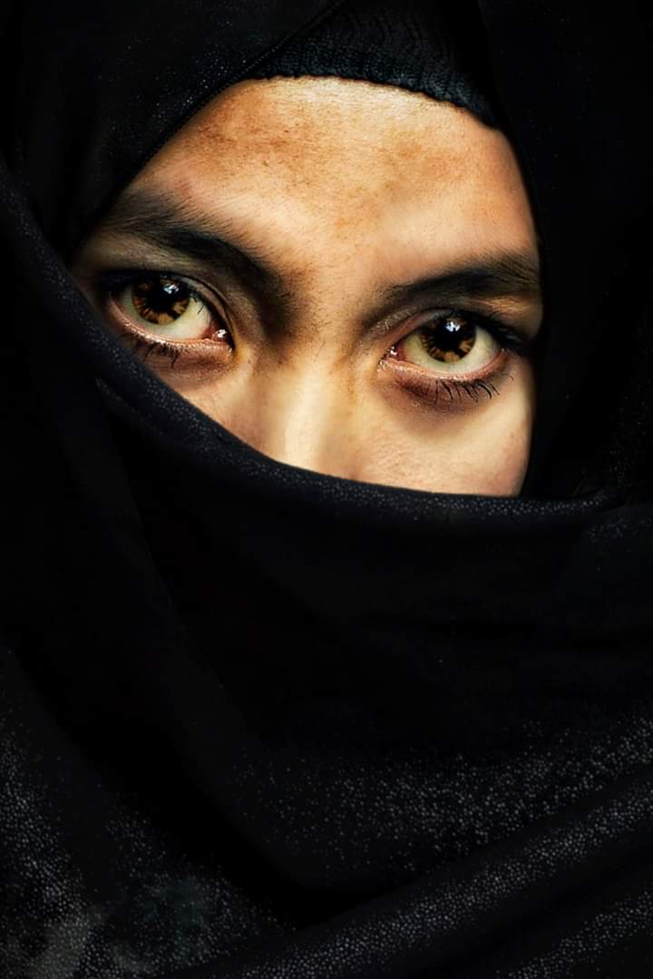 Leggendo ai suoi occhi