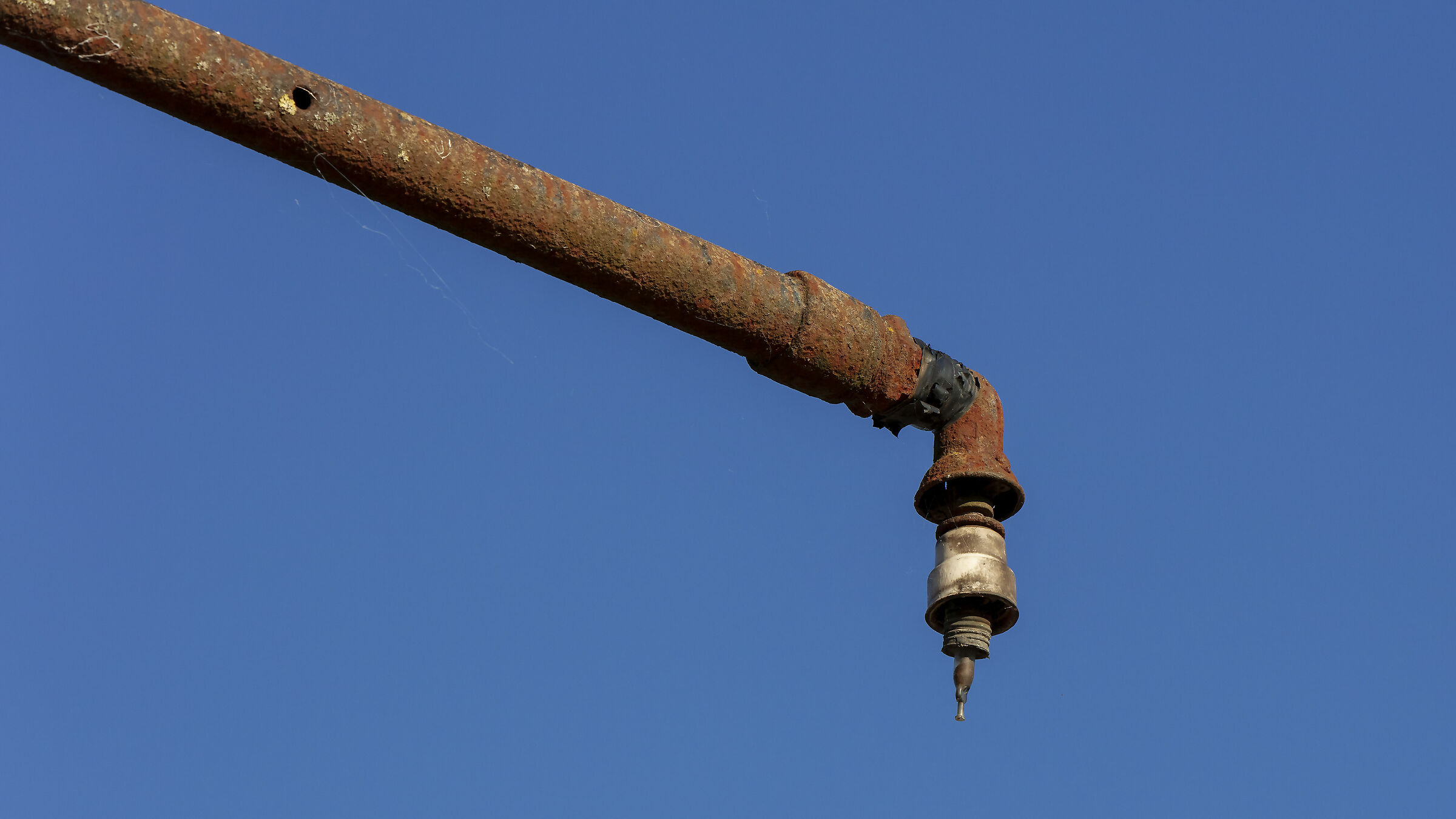 Who knows who knows?