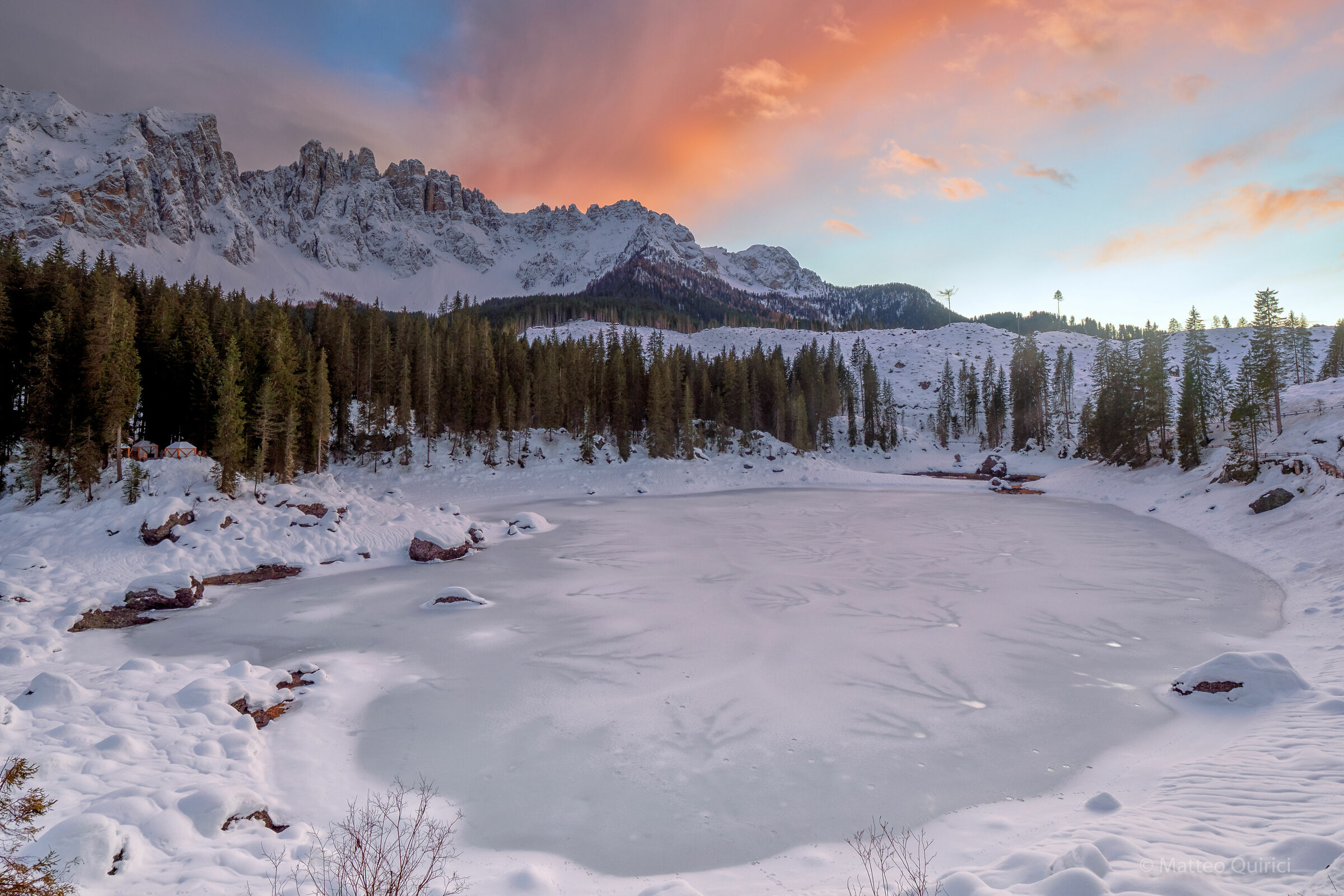 Tramonto al lago di Carezza