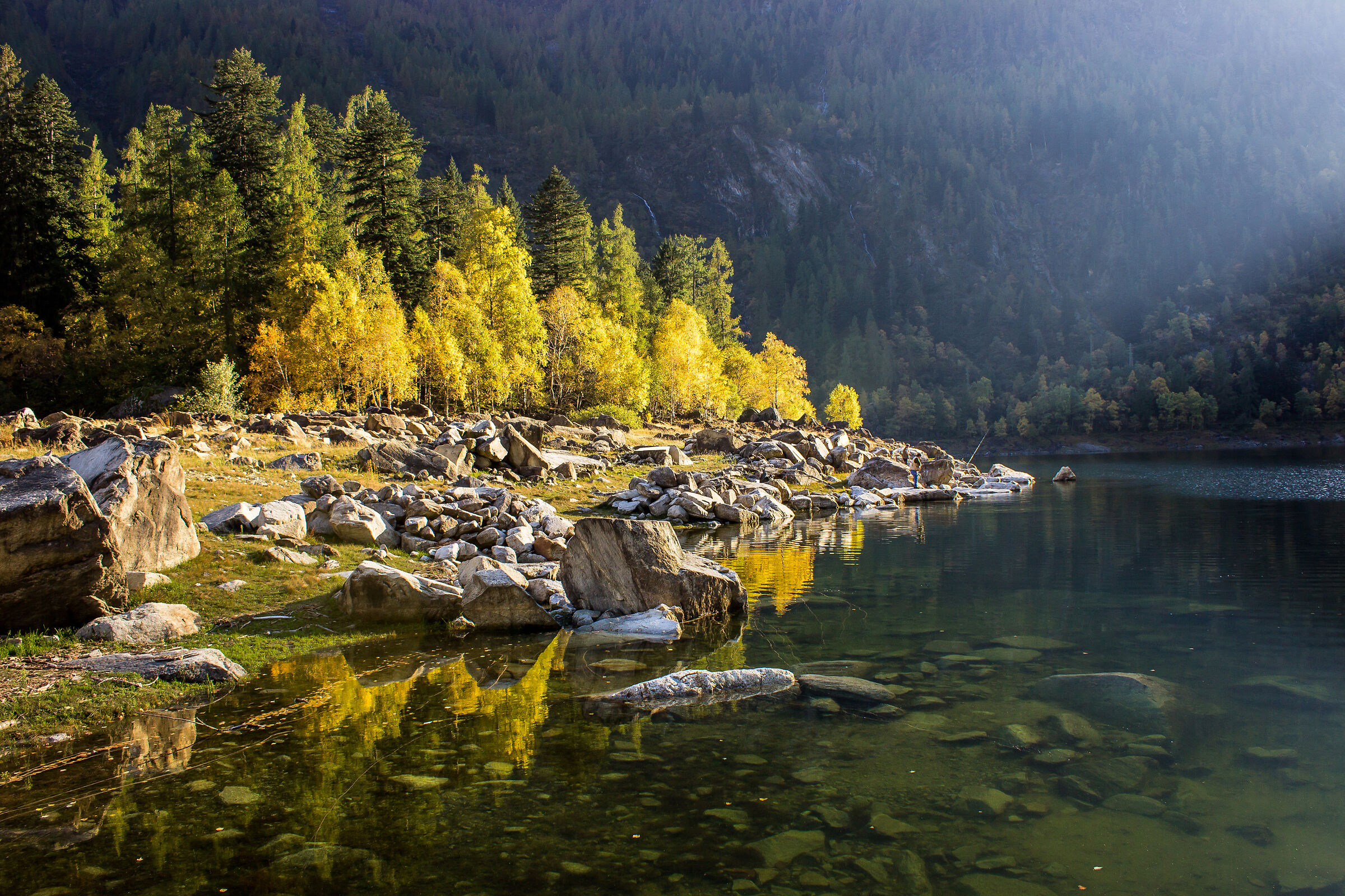 Last autumn sunbeam (new version)