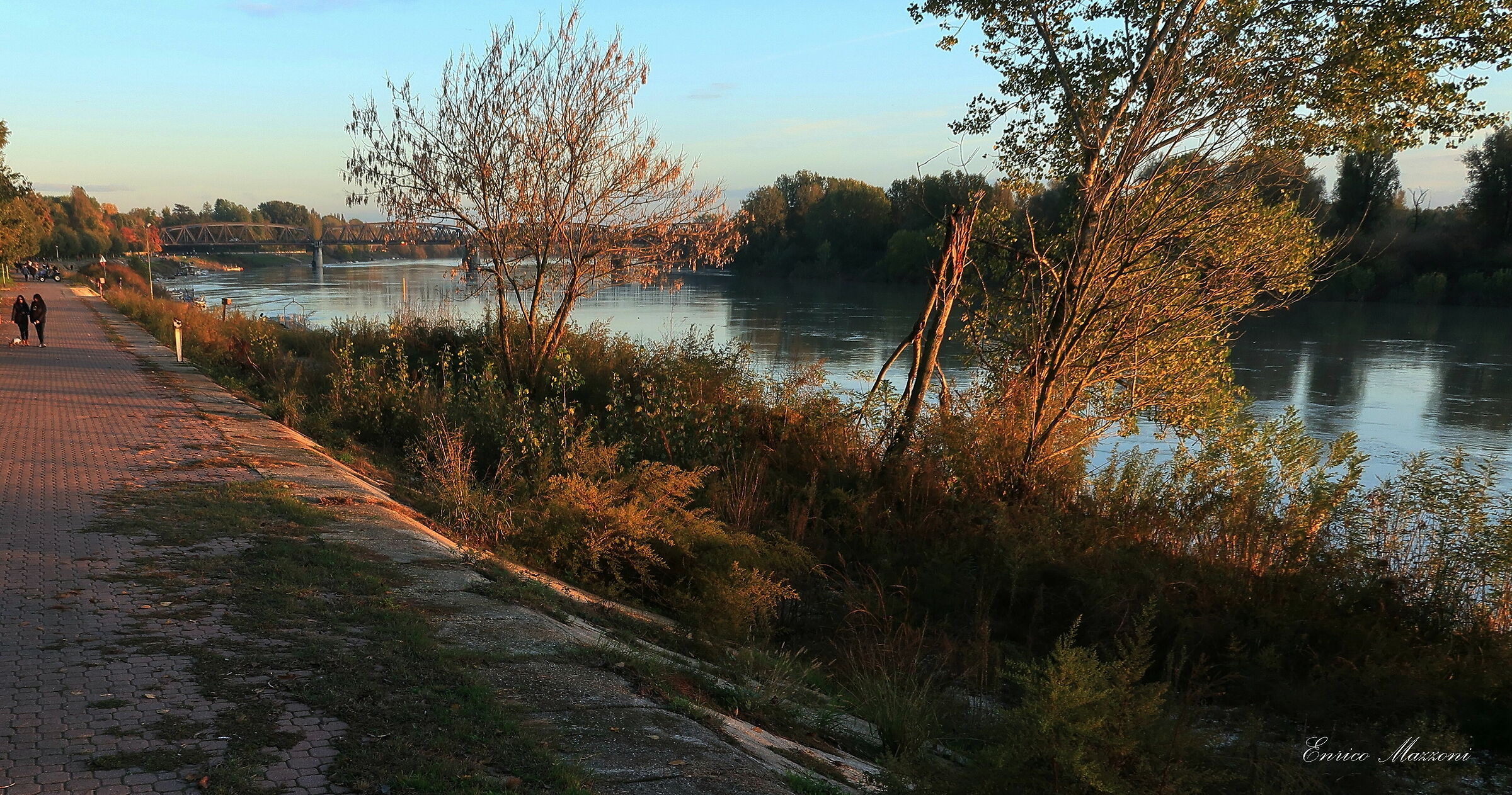 Return of sunshine on the Po