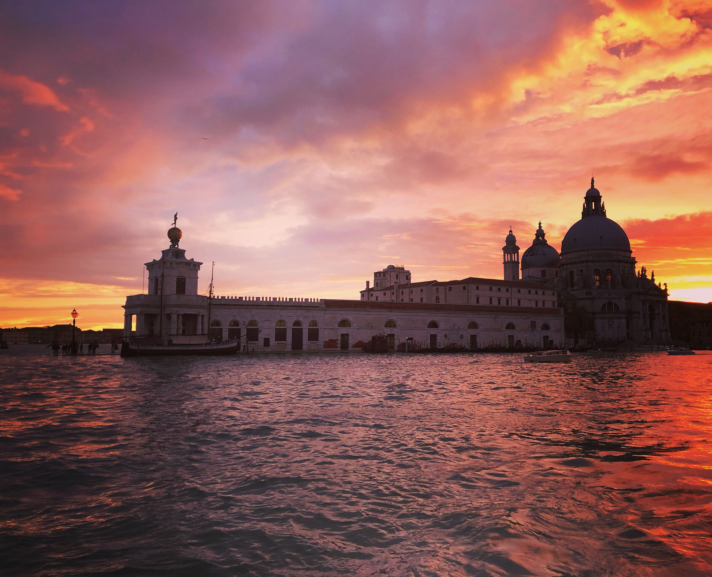 Tramonto su Venezia
