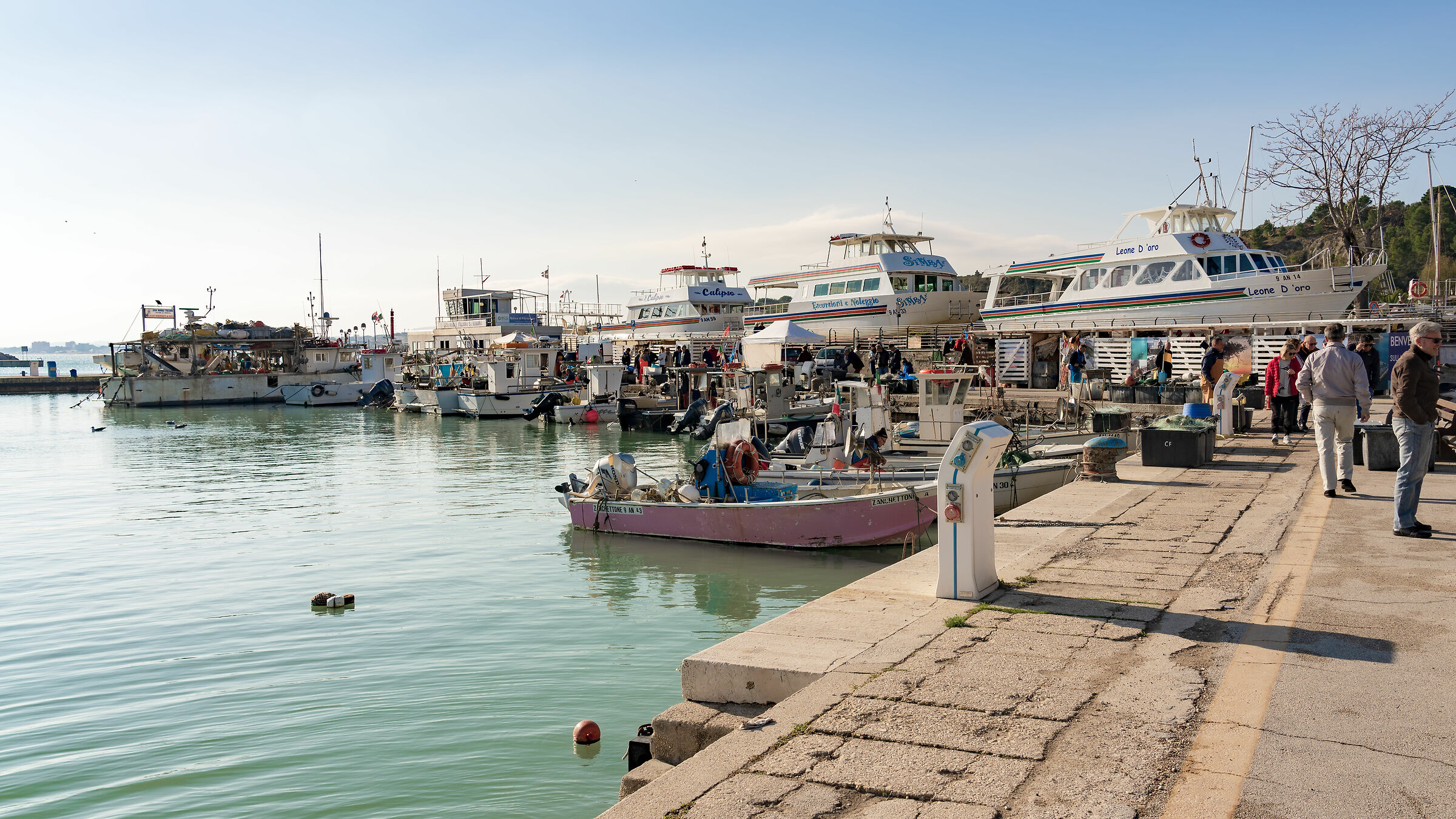 Numana - The Port on Sunday morning