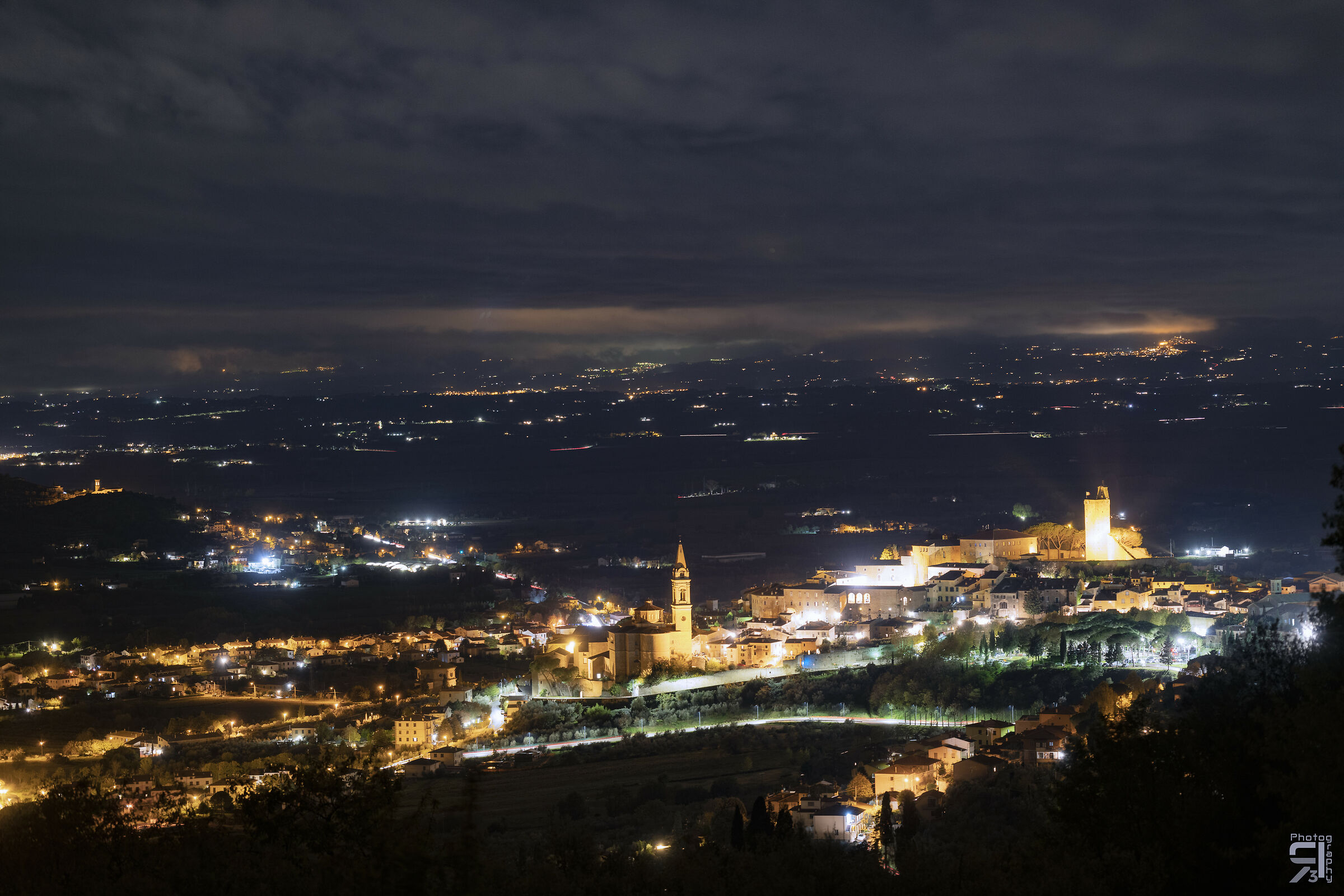 Castiglion Fiorentino at night