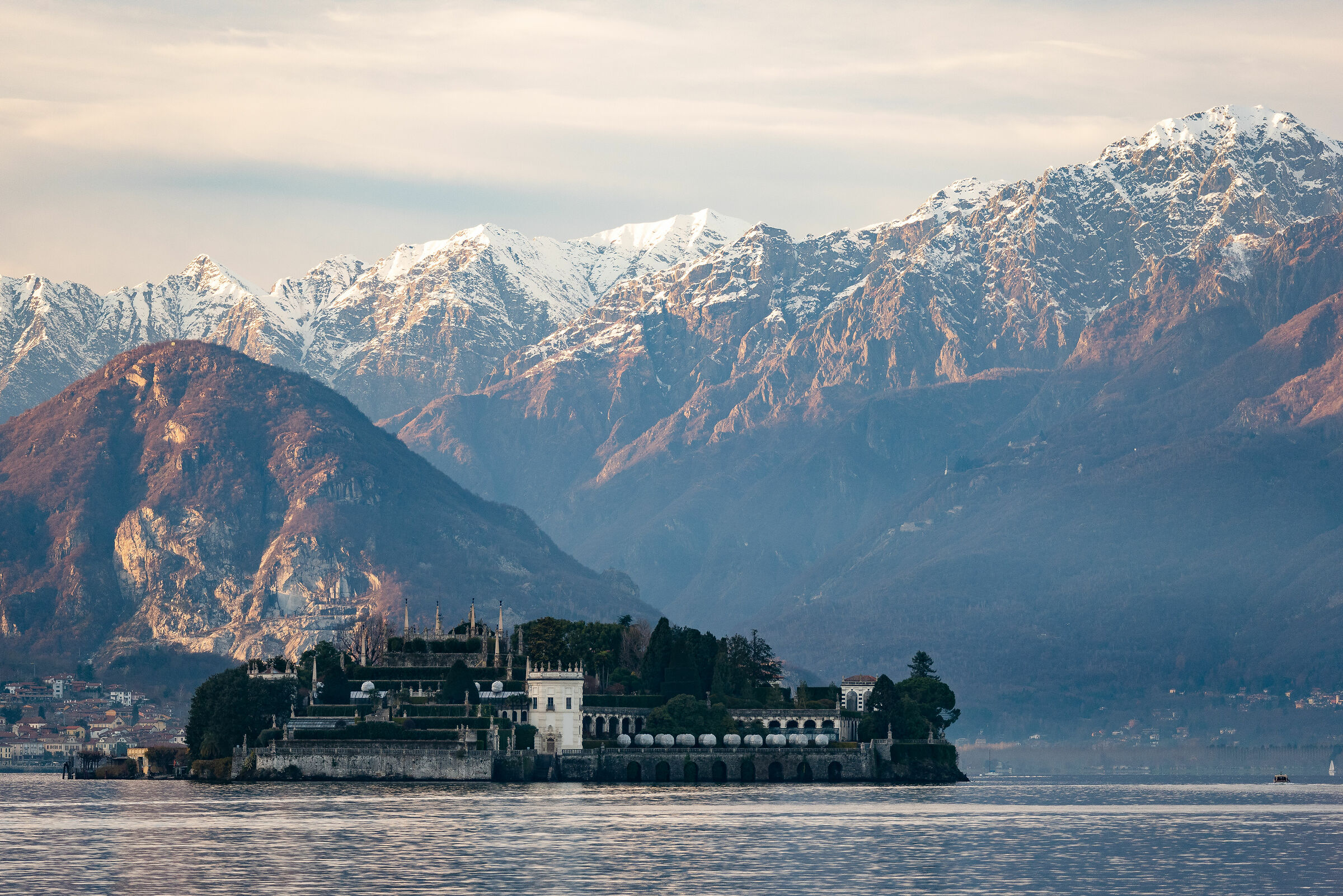 Monti sul Lago Maggiore, Stresa