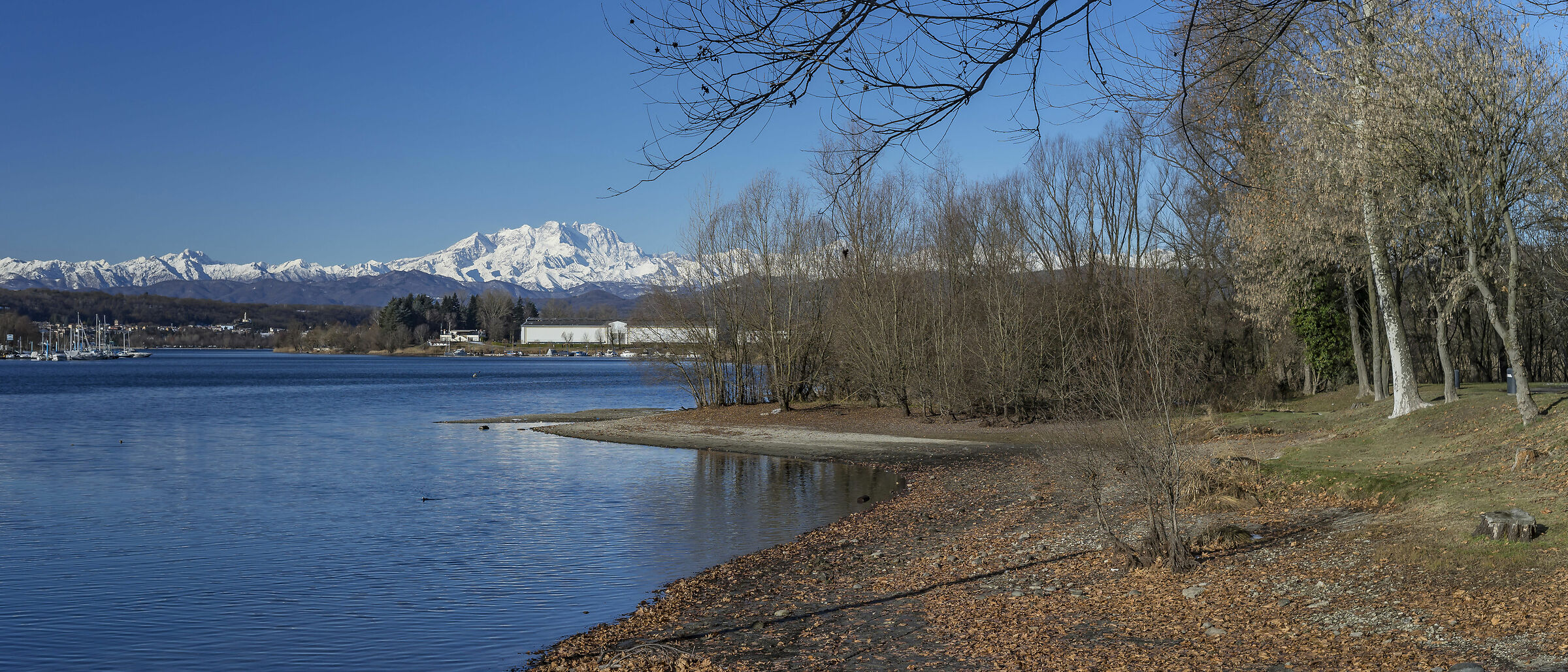 Late morning on Sunday 17 December 2017 - 2