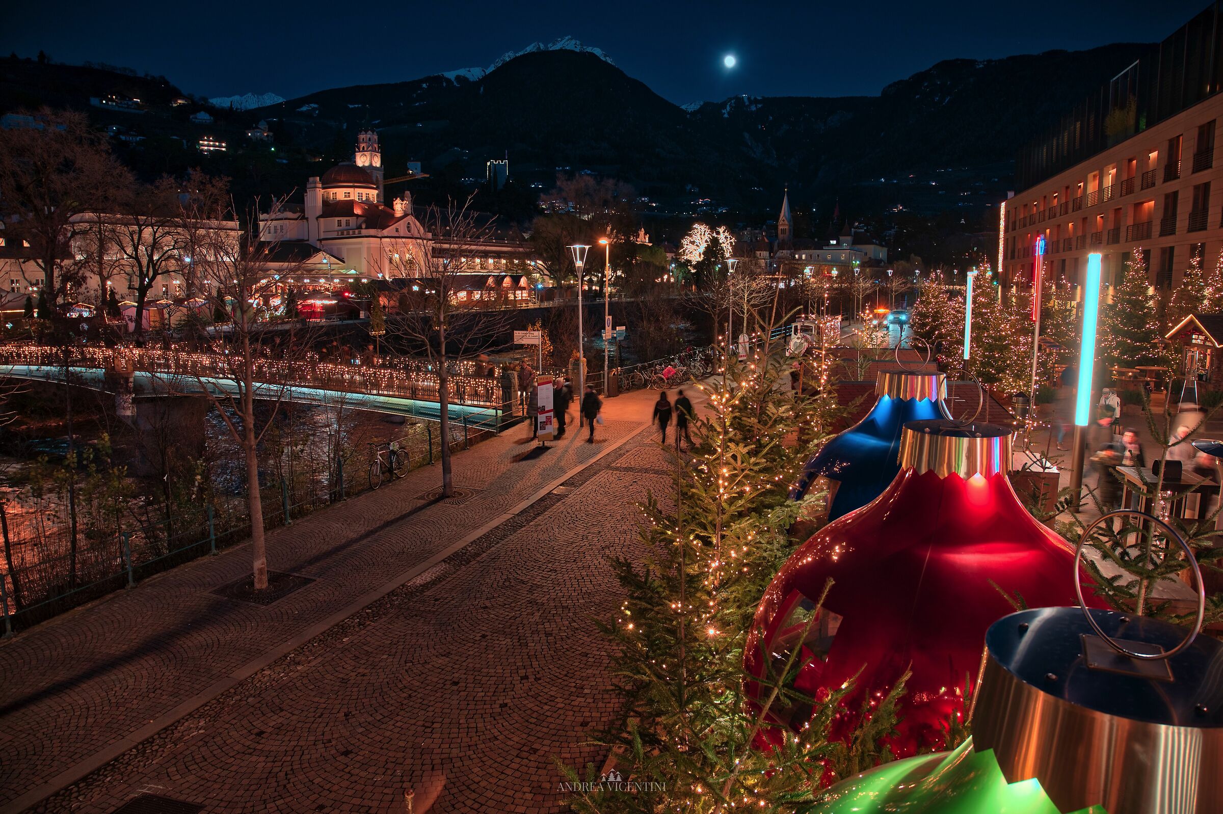 The lights of the Merano Market