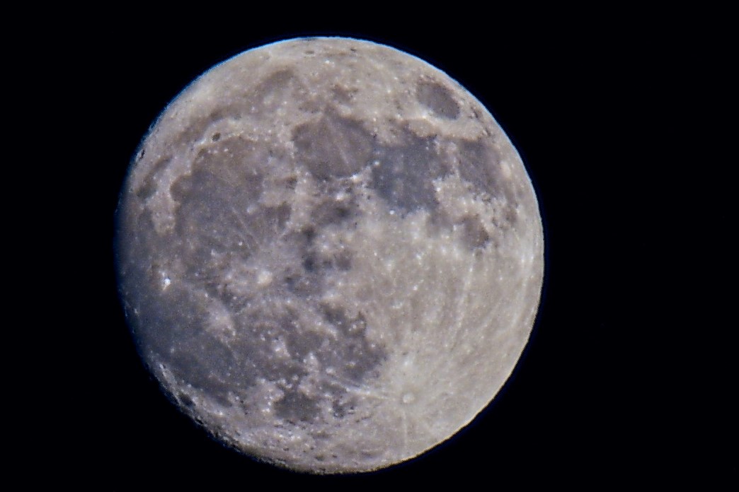 Second interpretation of the Moon of 10-12-2019