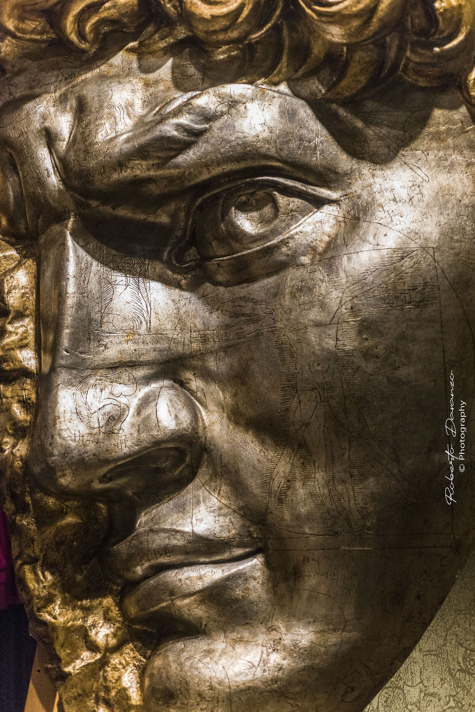Golden masks in Venice