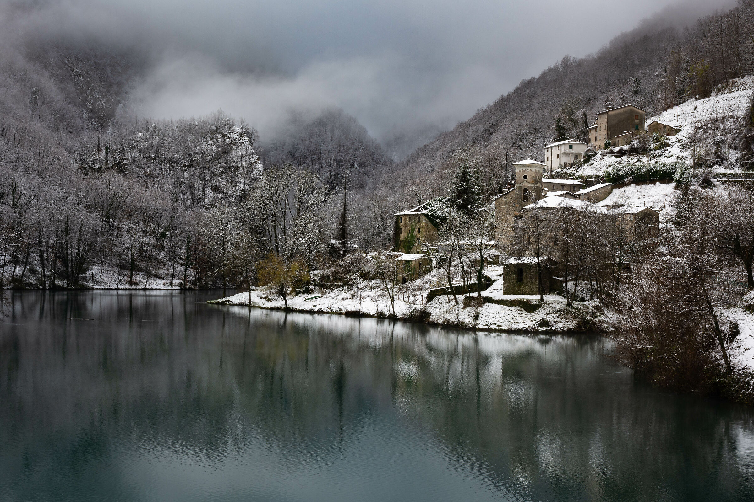 Isola Santa innevata
