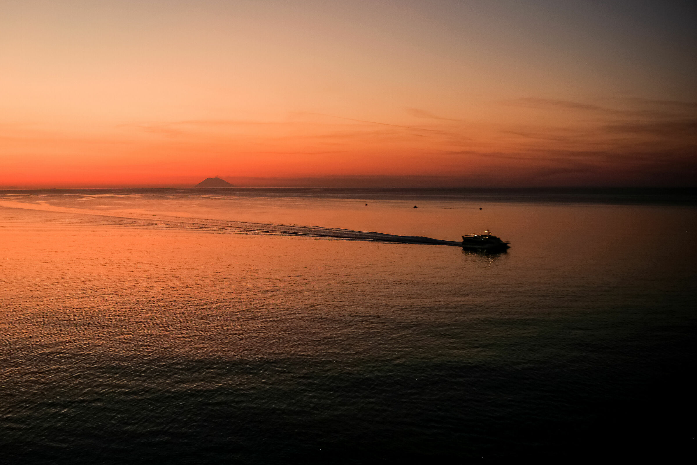 Tramonto su Stromboli