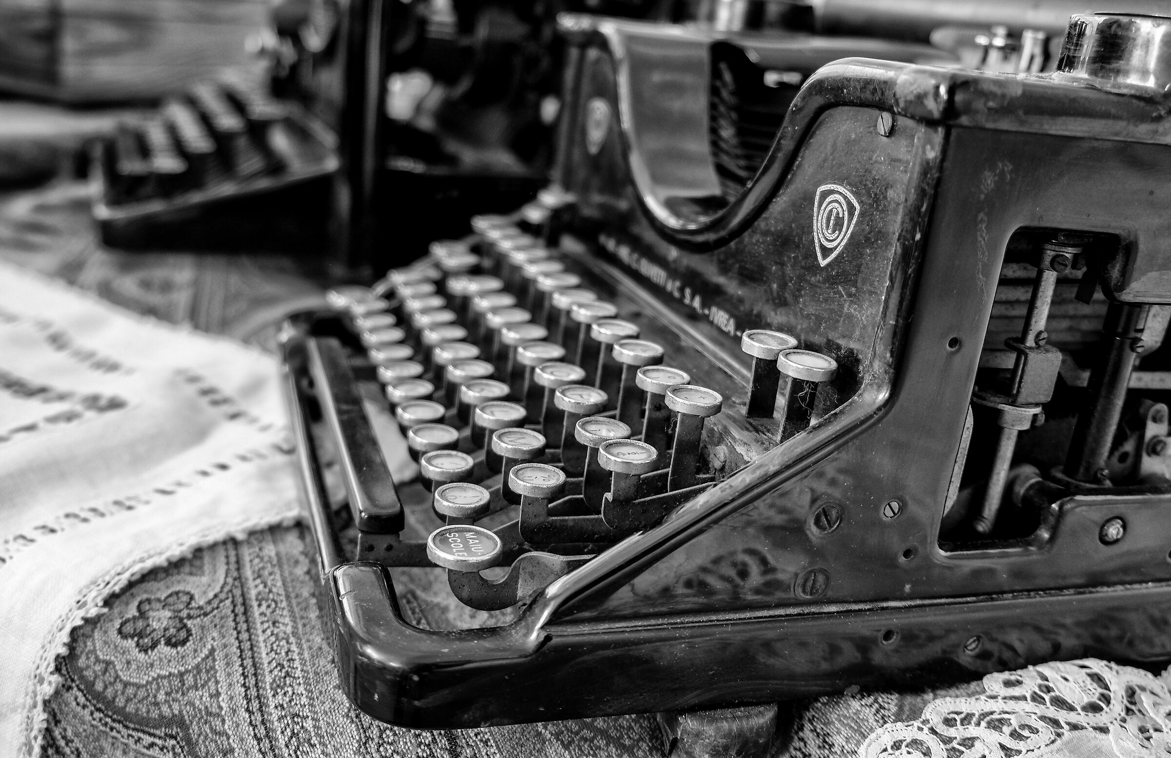 going around markets: Old-fashioned Olivetti...