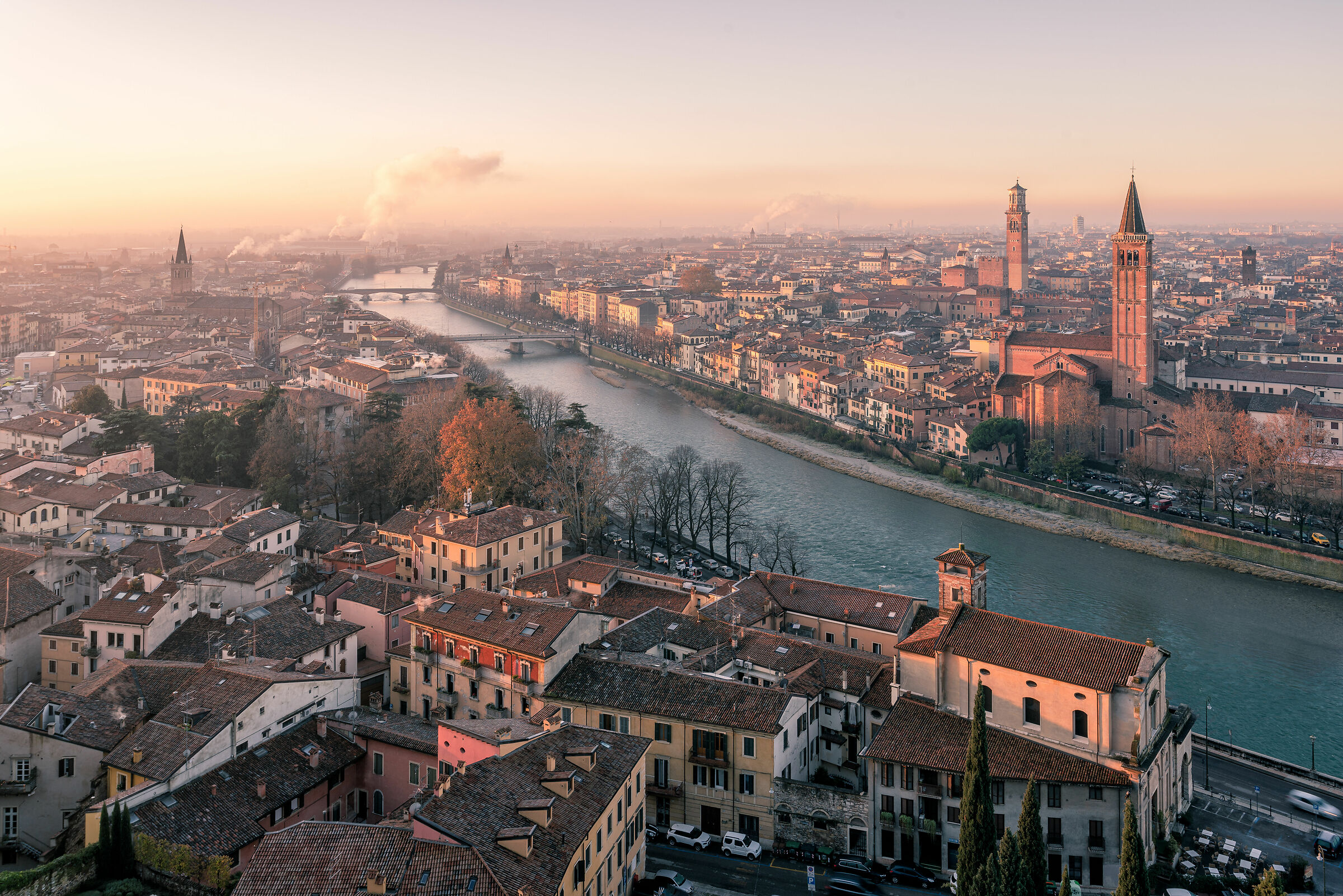 Le prime luci del dì su Verona