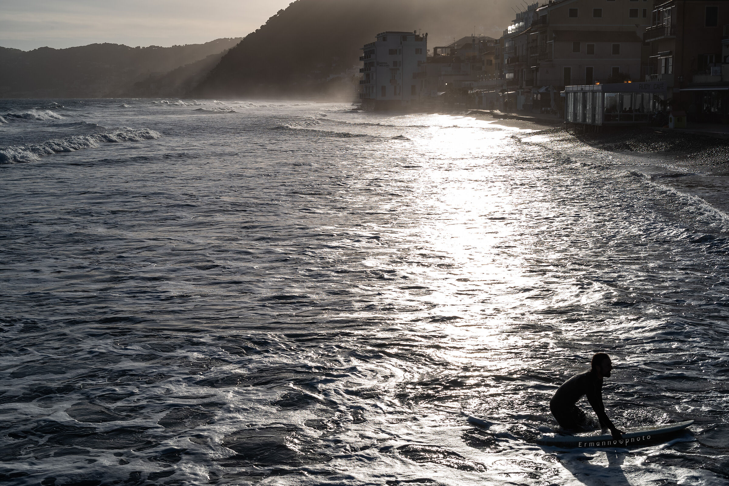 piano piano, che non mi vede nessuno ...