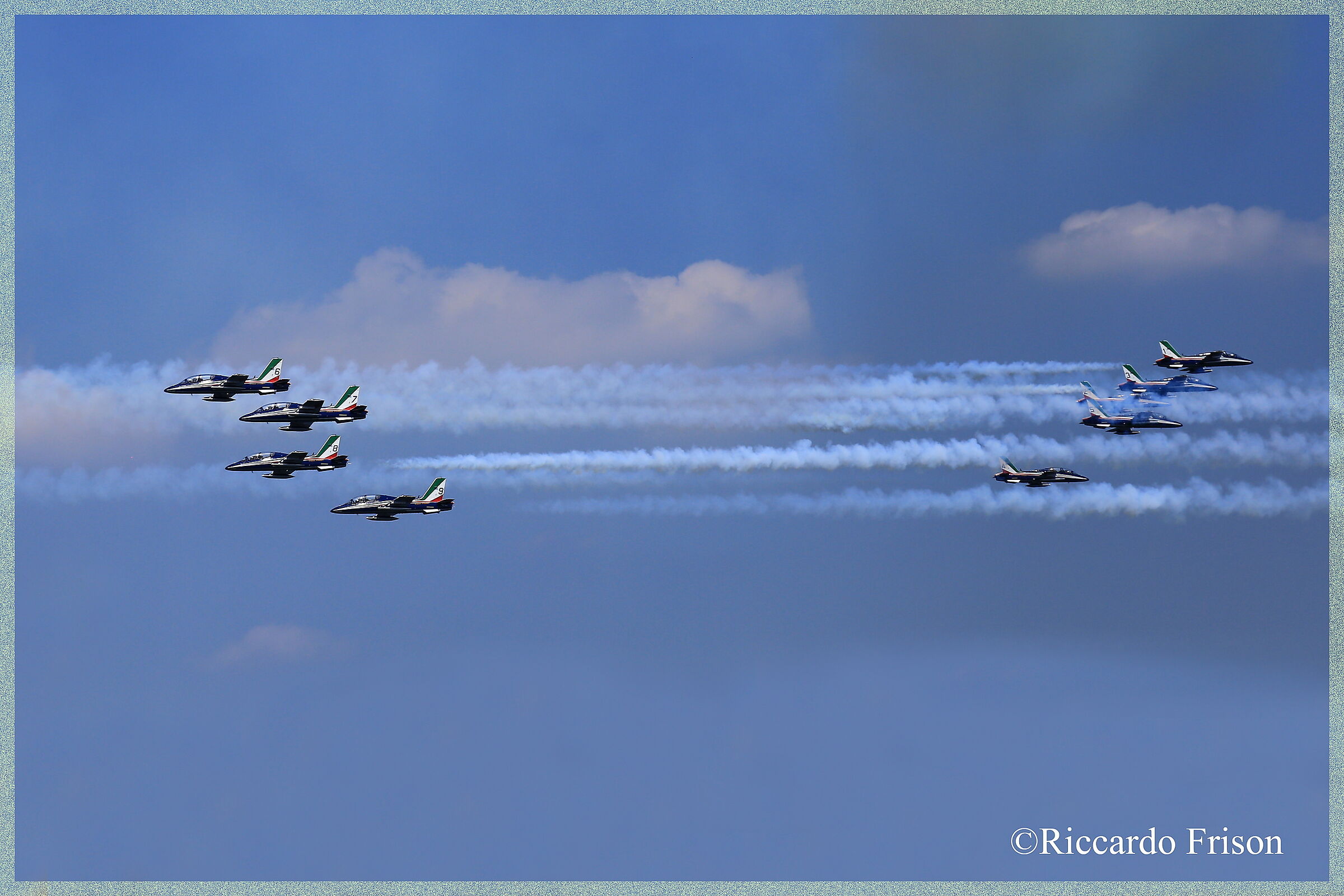 Crossroads Tricolor Arrows