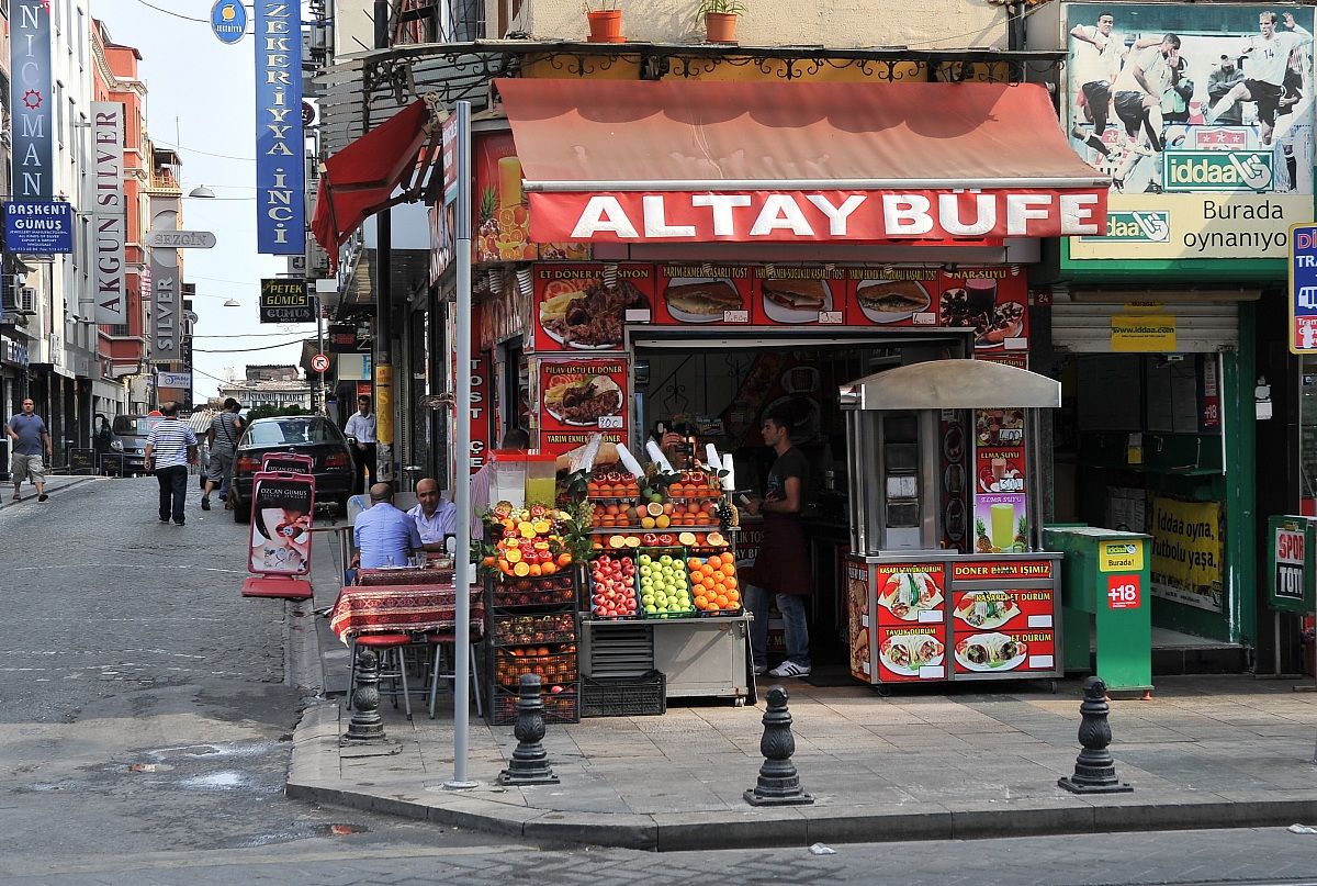 Istanbul, daily life