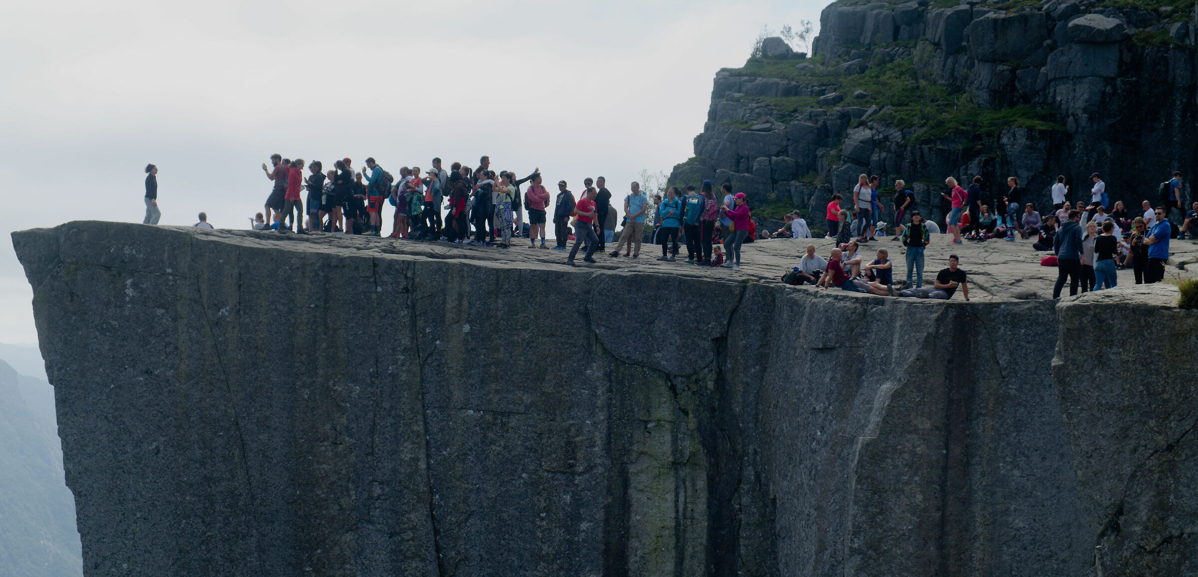 Long queue for a photo
