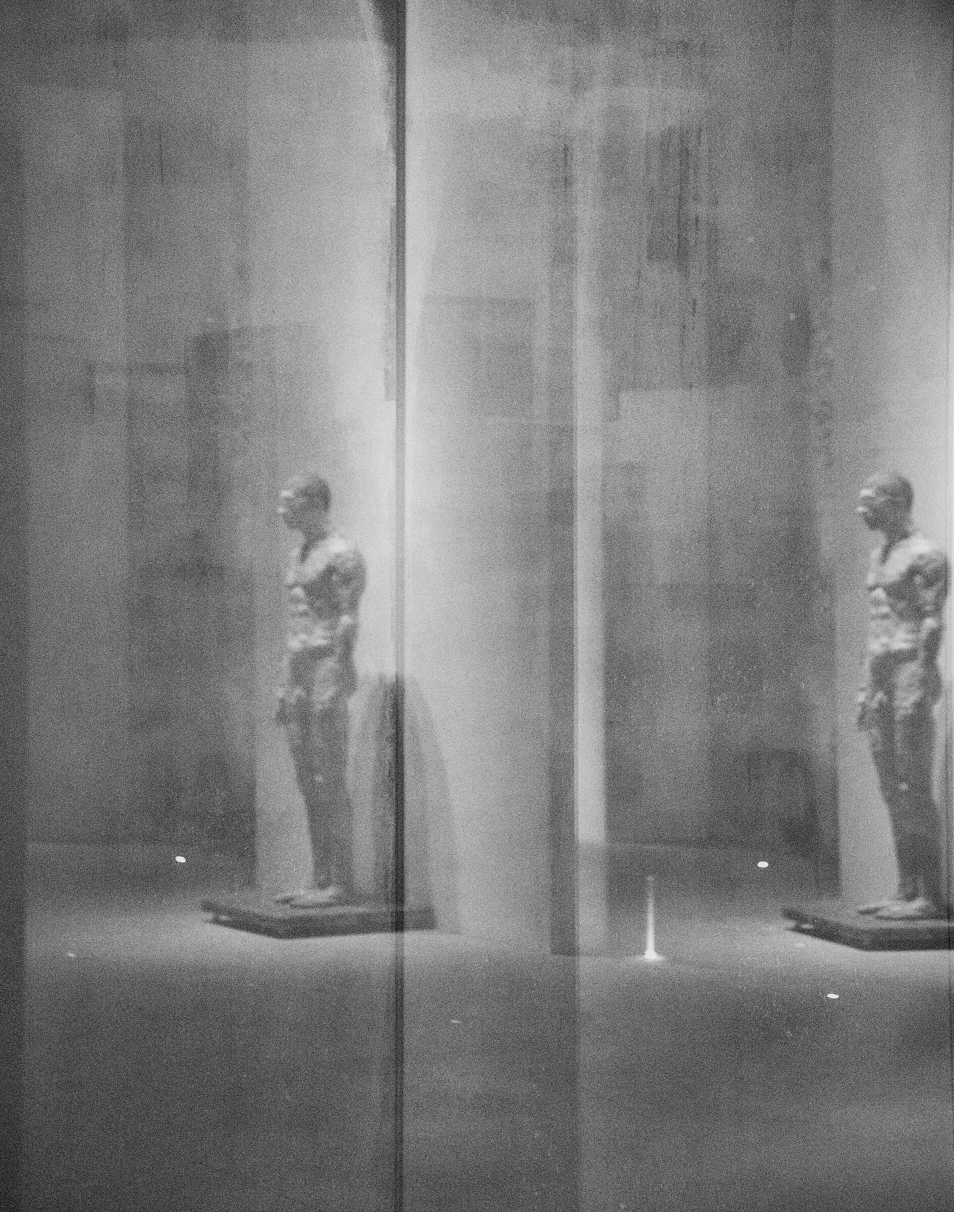 Nudo biriflesso nel metallo