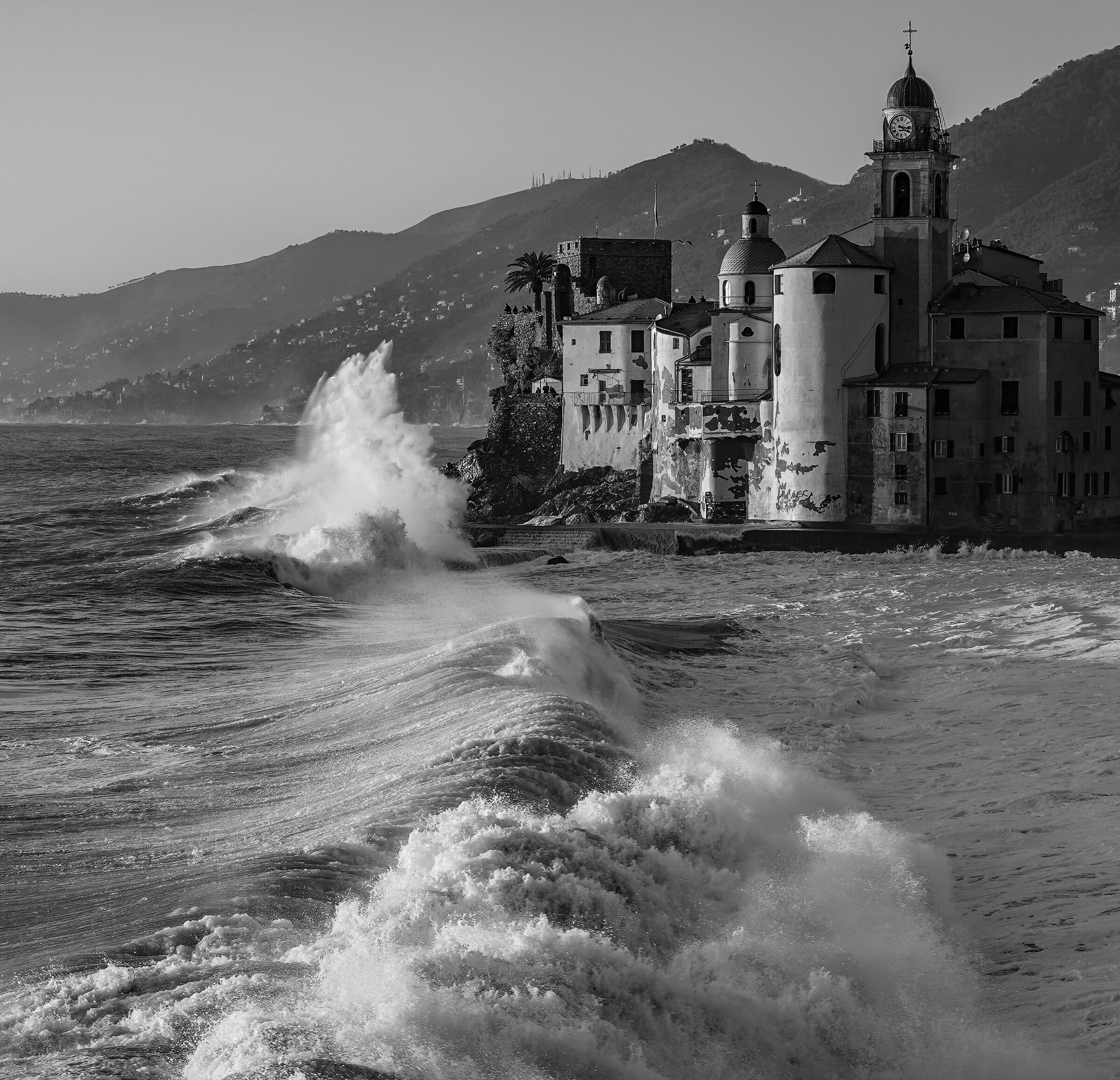 Mareggiata a Camogli