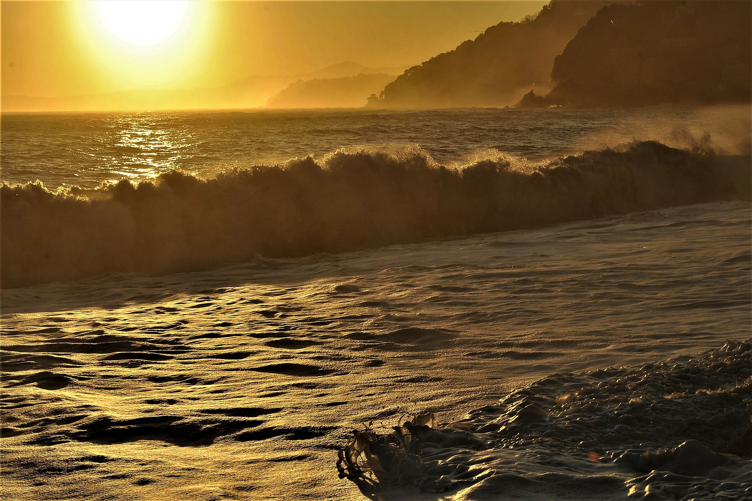 Quinte di un tramonto mosso...