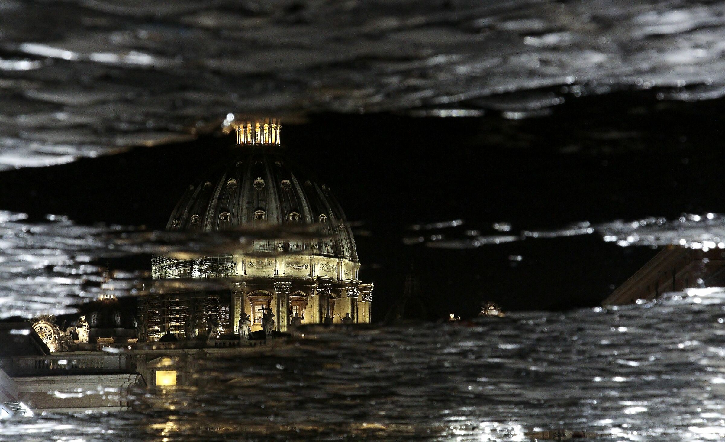 The only usefulness of potholes in Rome