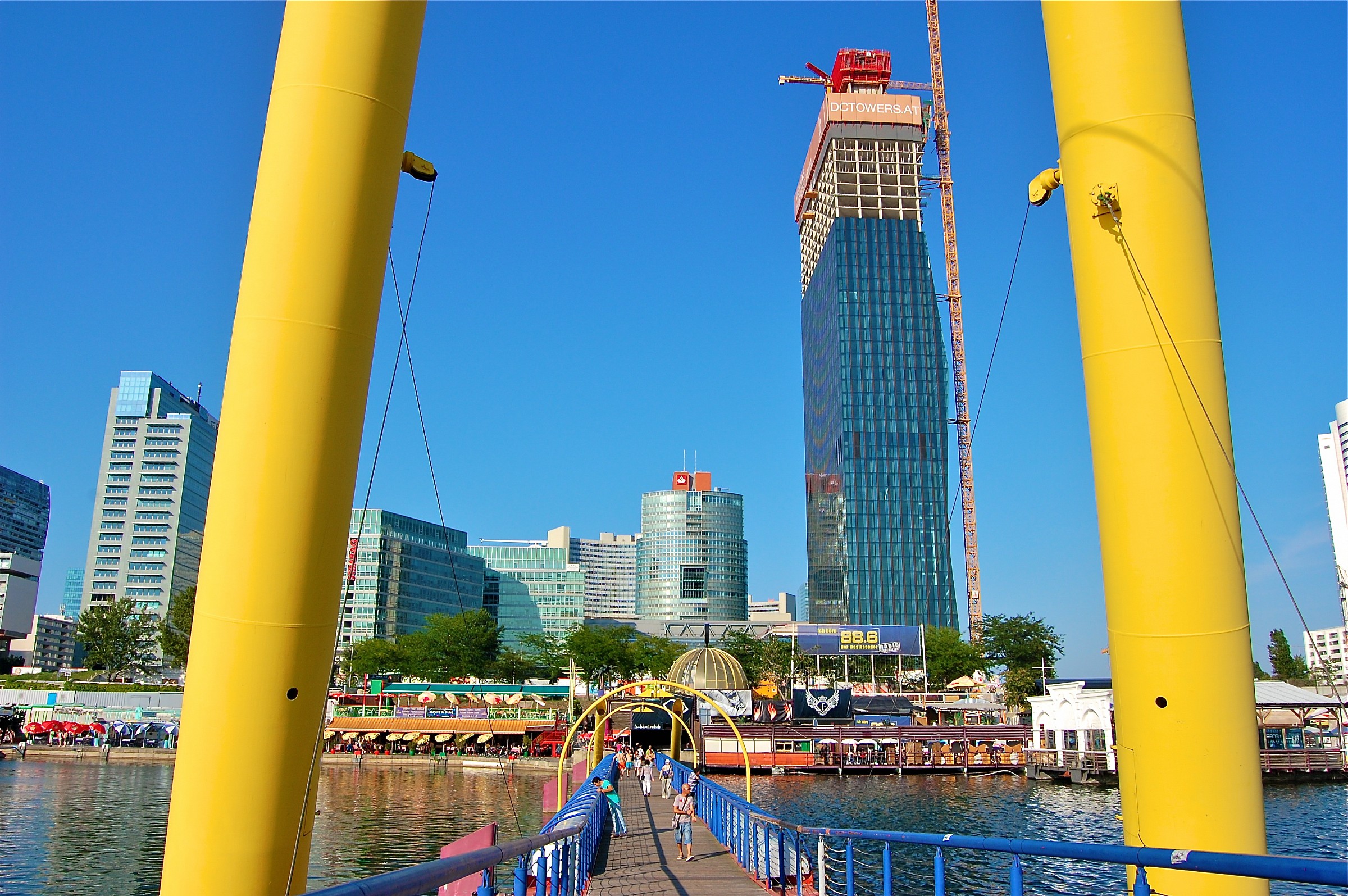 Vienna - ponte di barche sul Danubio