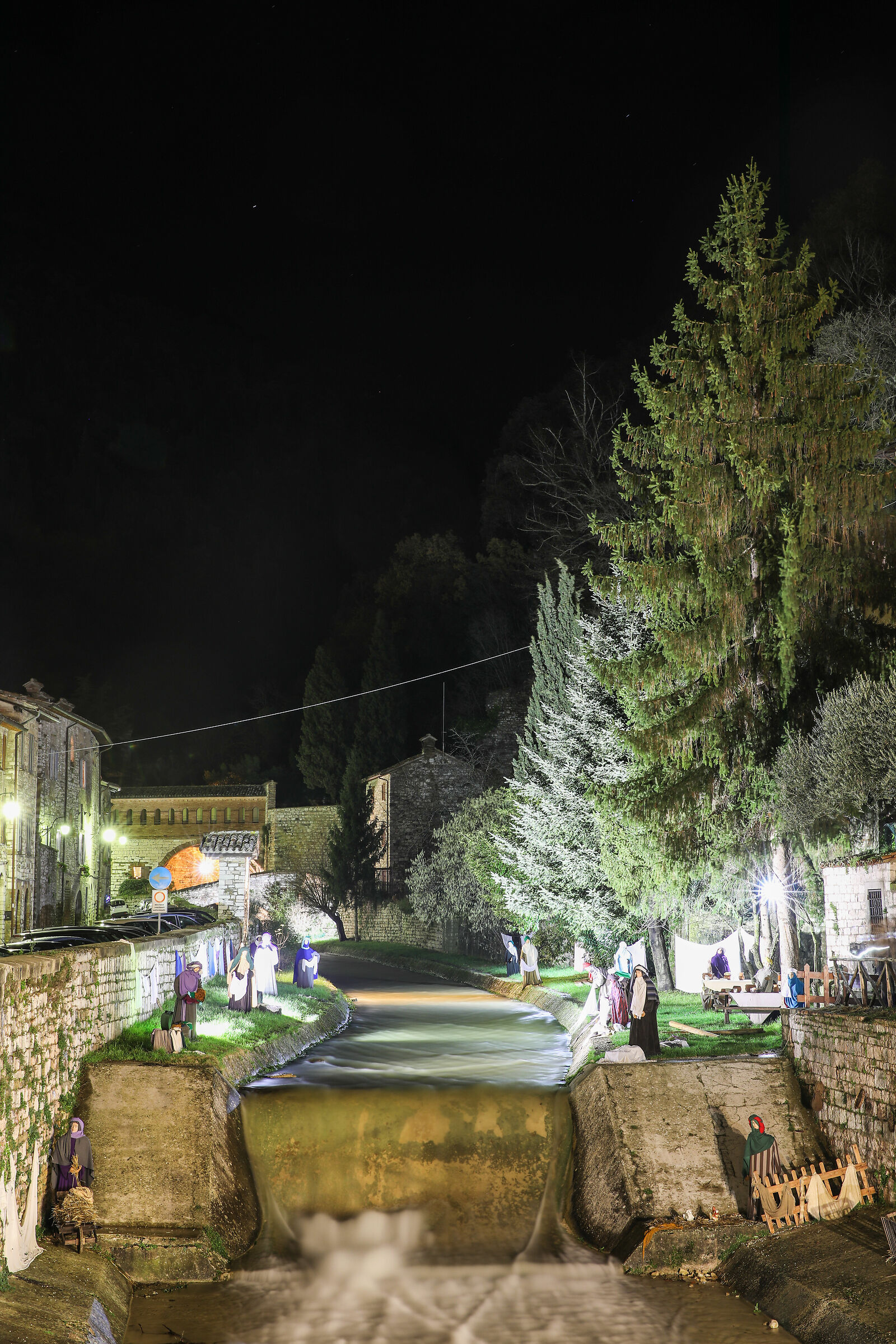 Nativity scene with statues in Gubbio