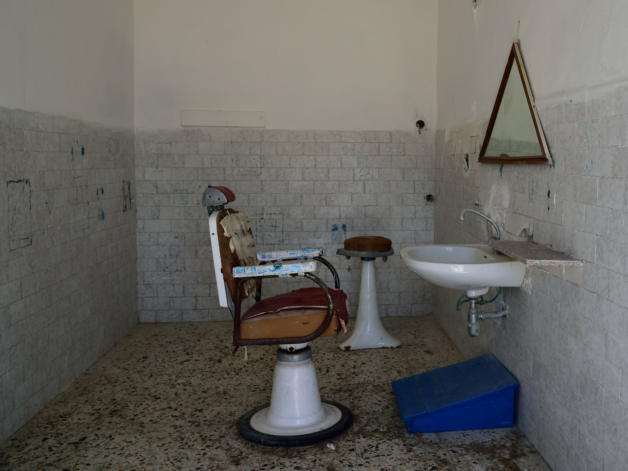 the barbershop of asinara prison