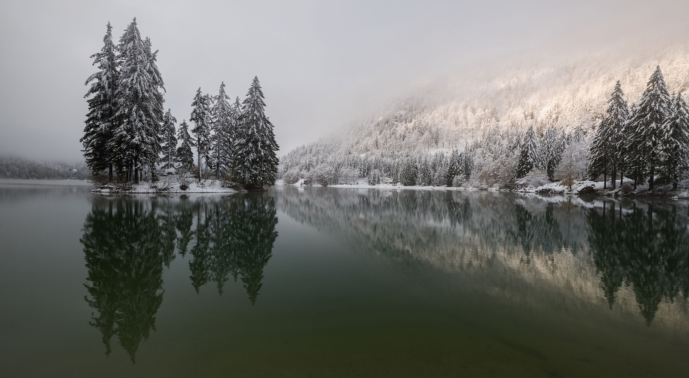 Winter at Predil lake