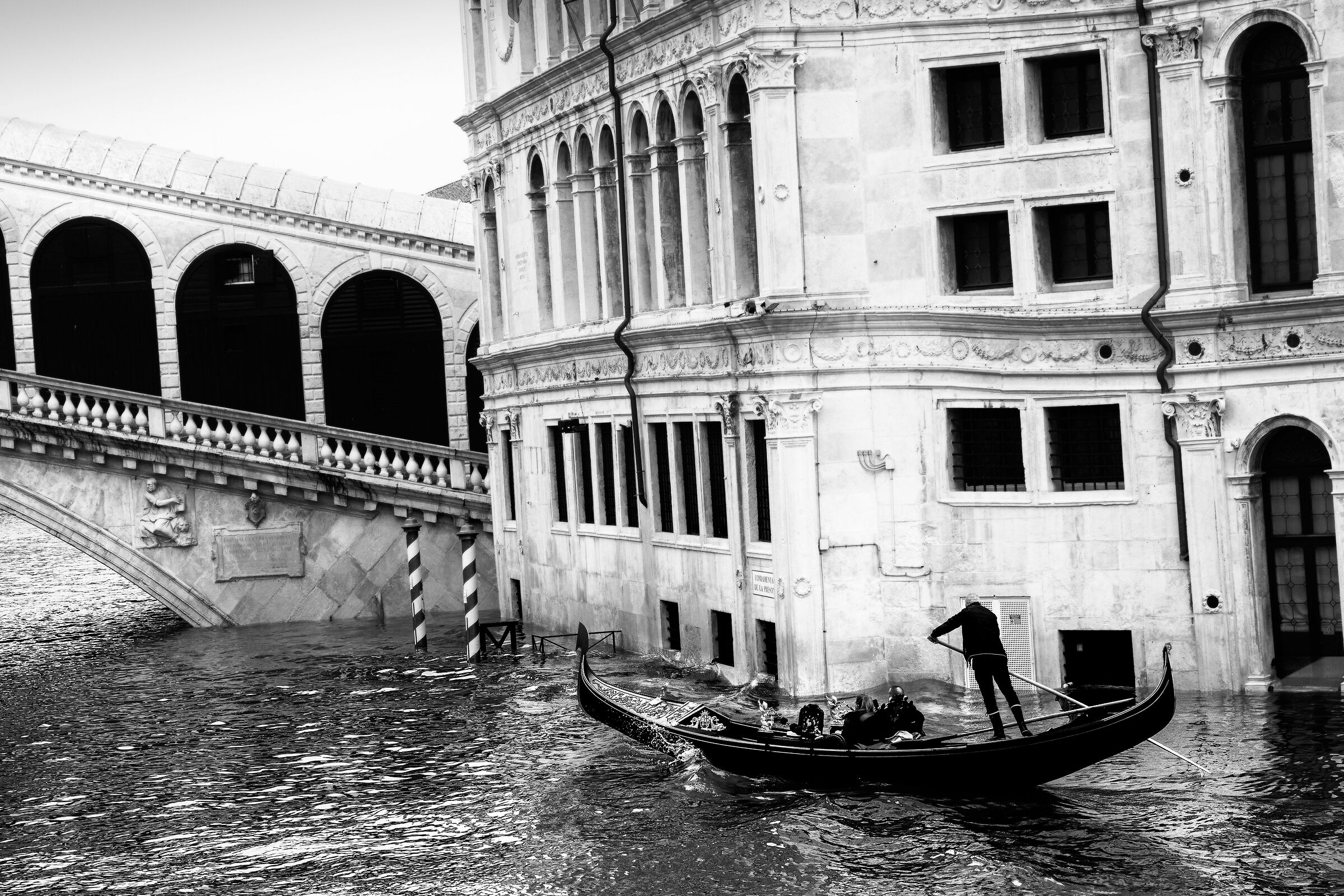 High tide navigation