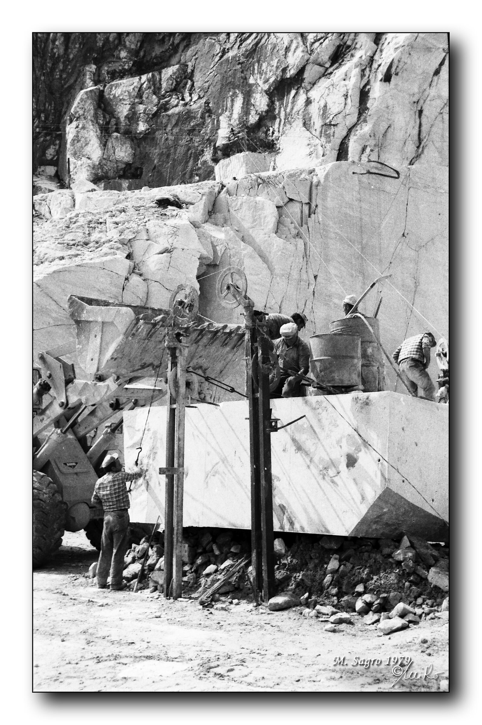 Cave del Monte Sagro (Vinca)