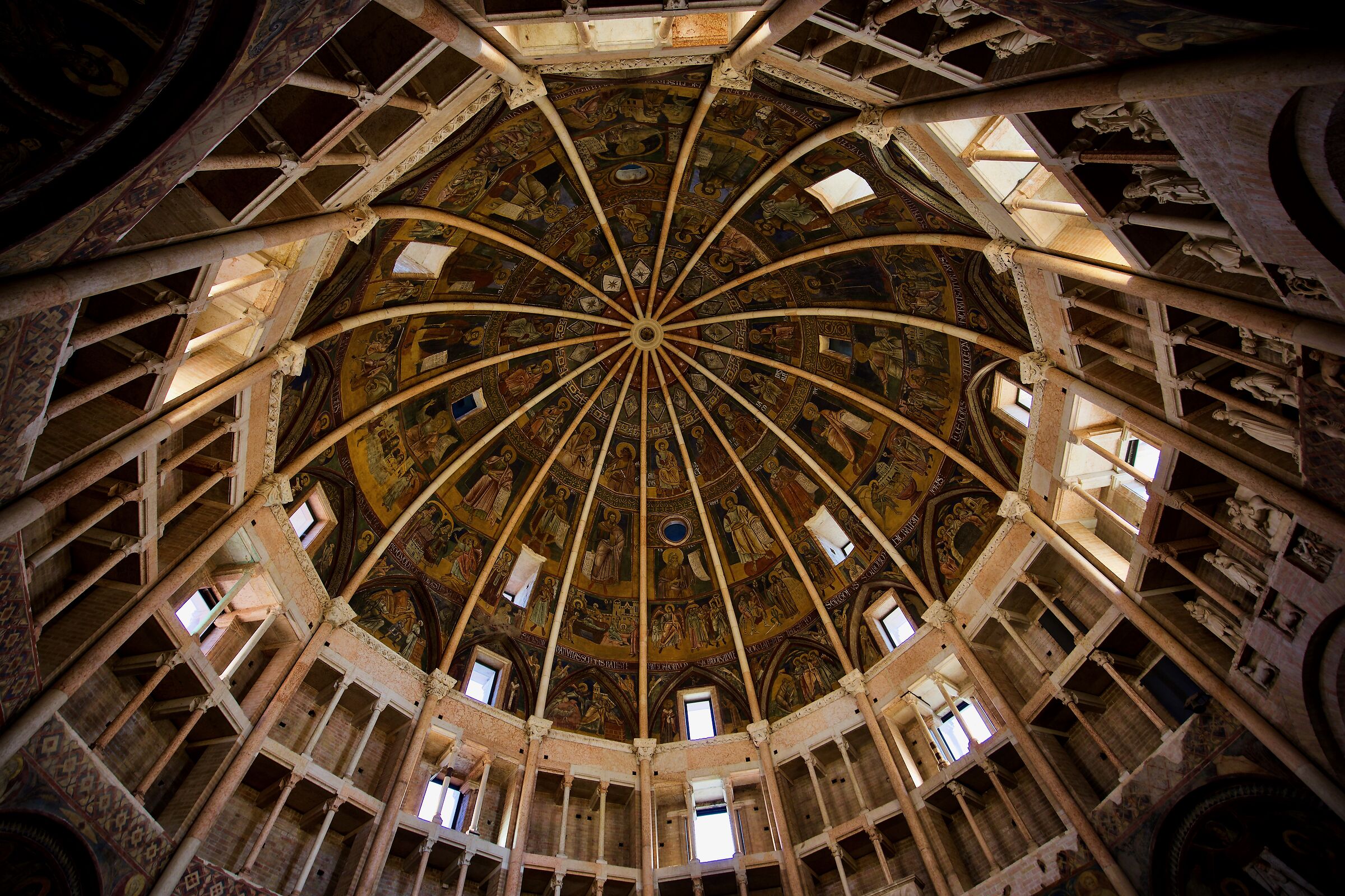 Parma. Interior Baptistry
