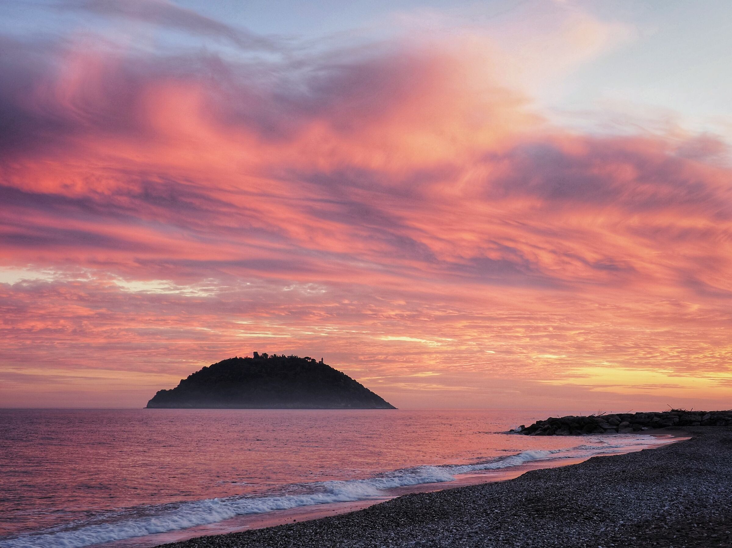 Sunset on the Gallinara