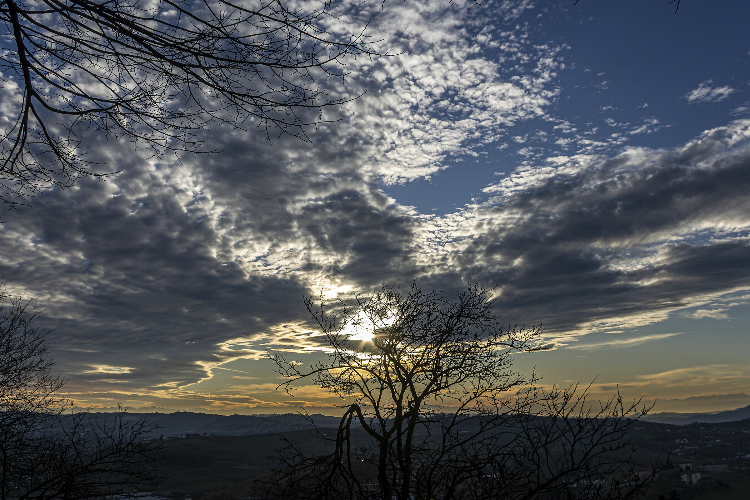 Guardando per aria da Castagnole Lanze