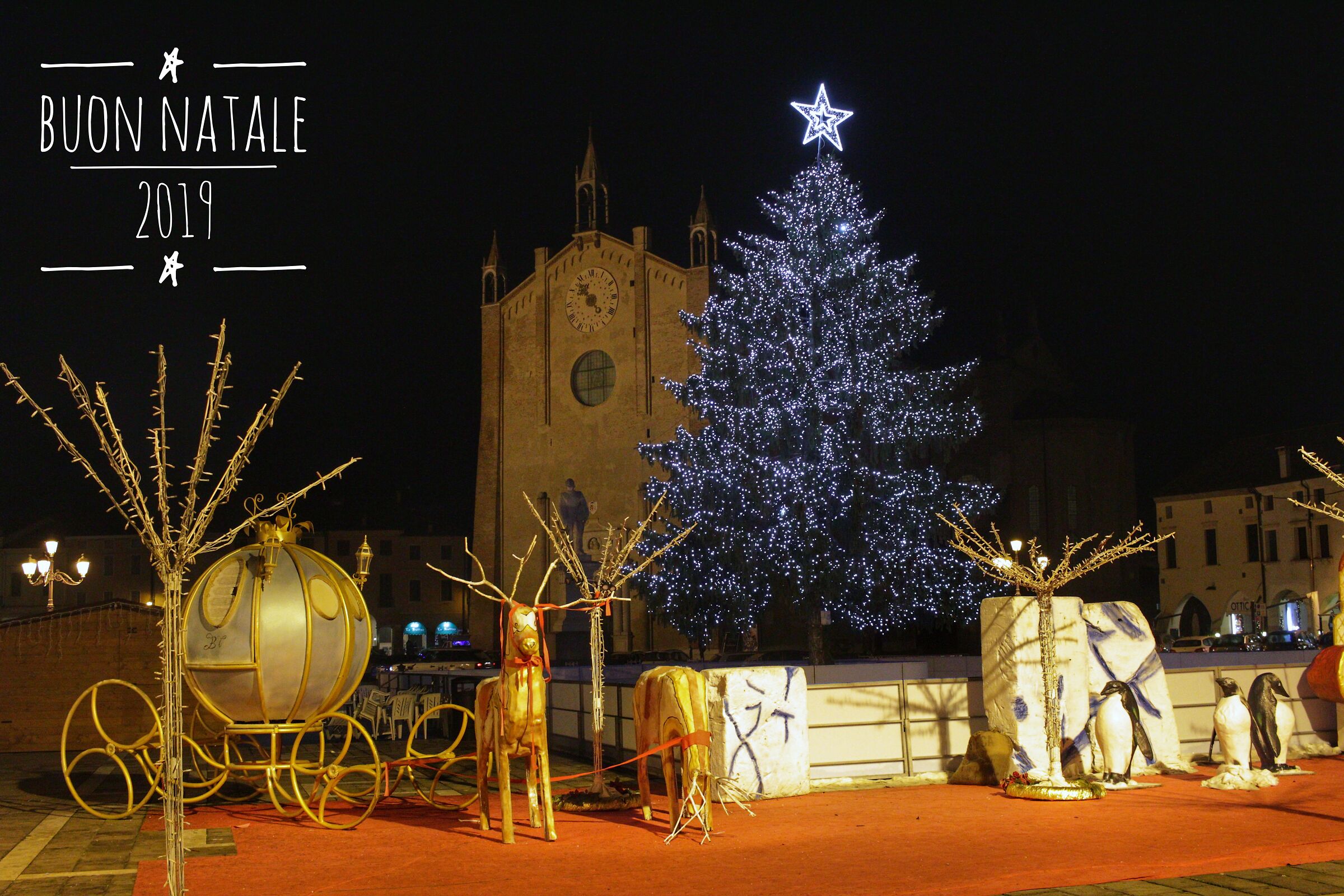 Buon Natale dalla piazza di Montagnana