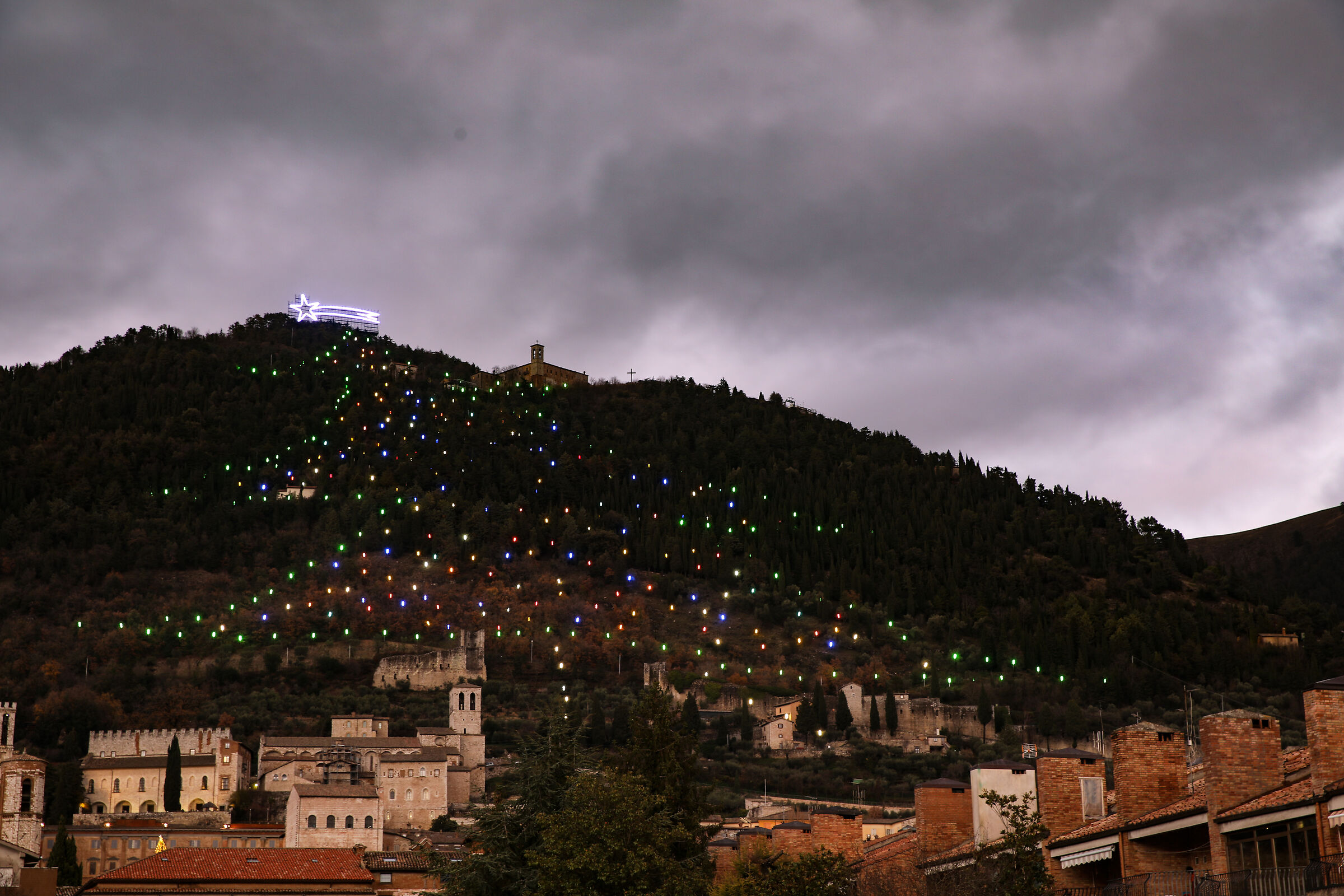 Gubbio and the world's largest Christmas tree