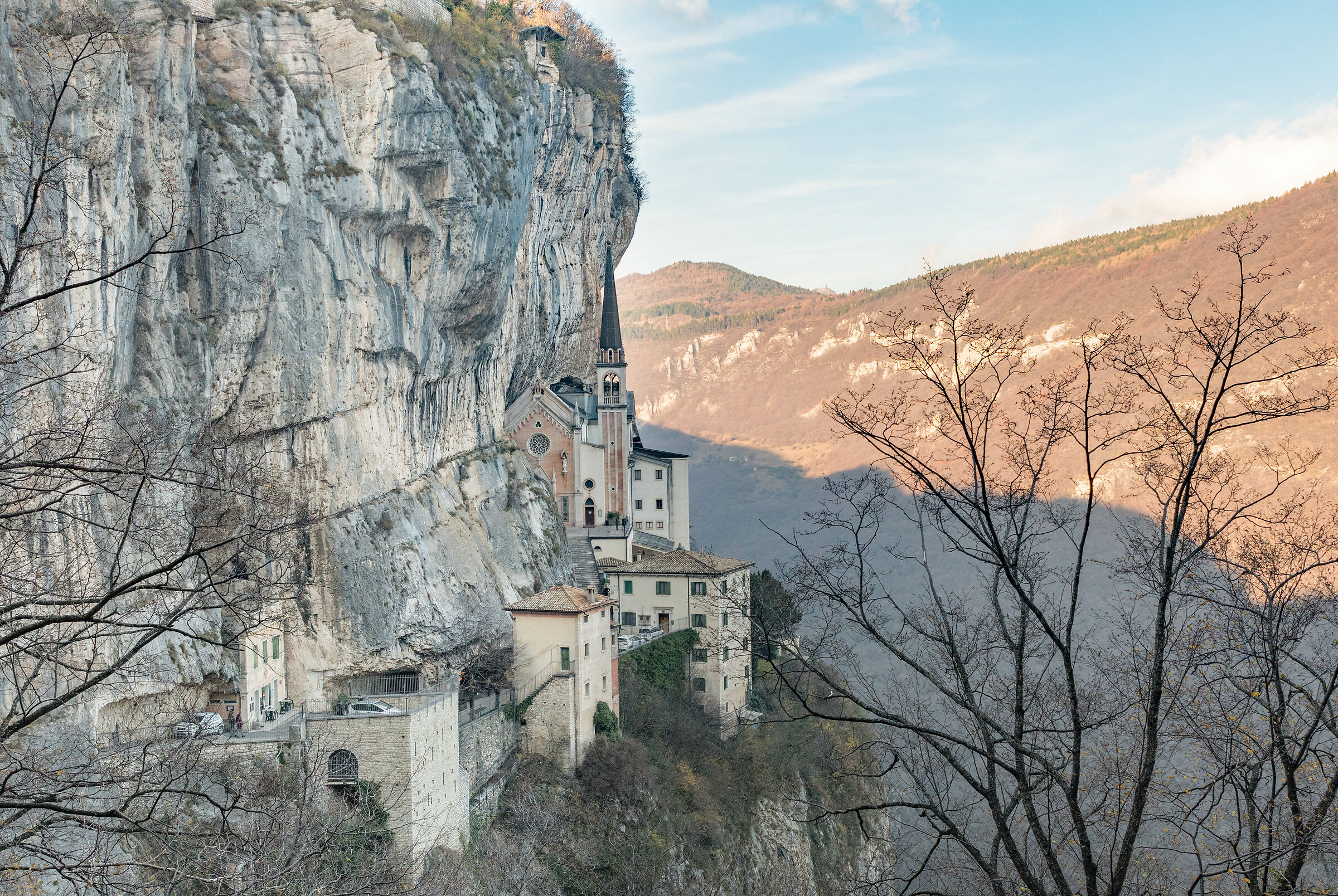 Santuario madonna della Corona
