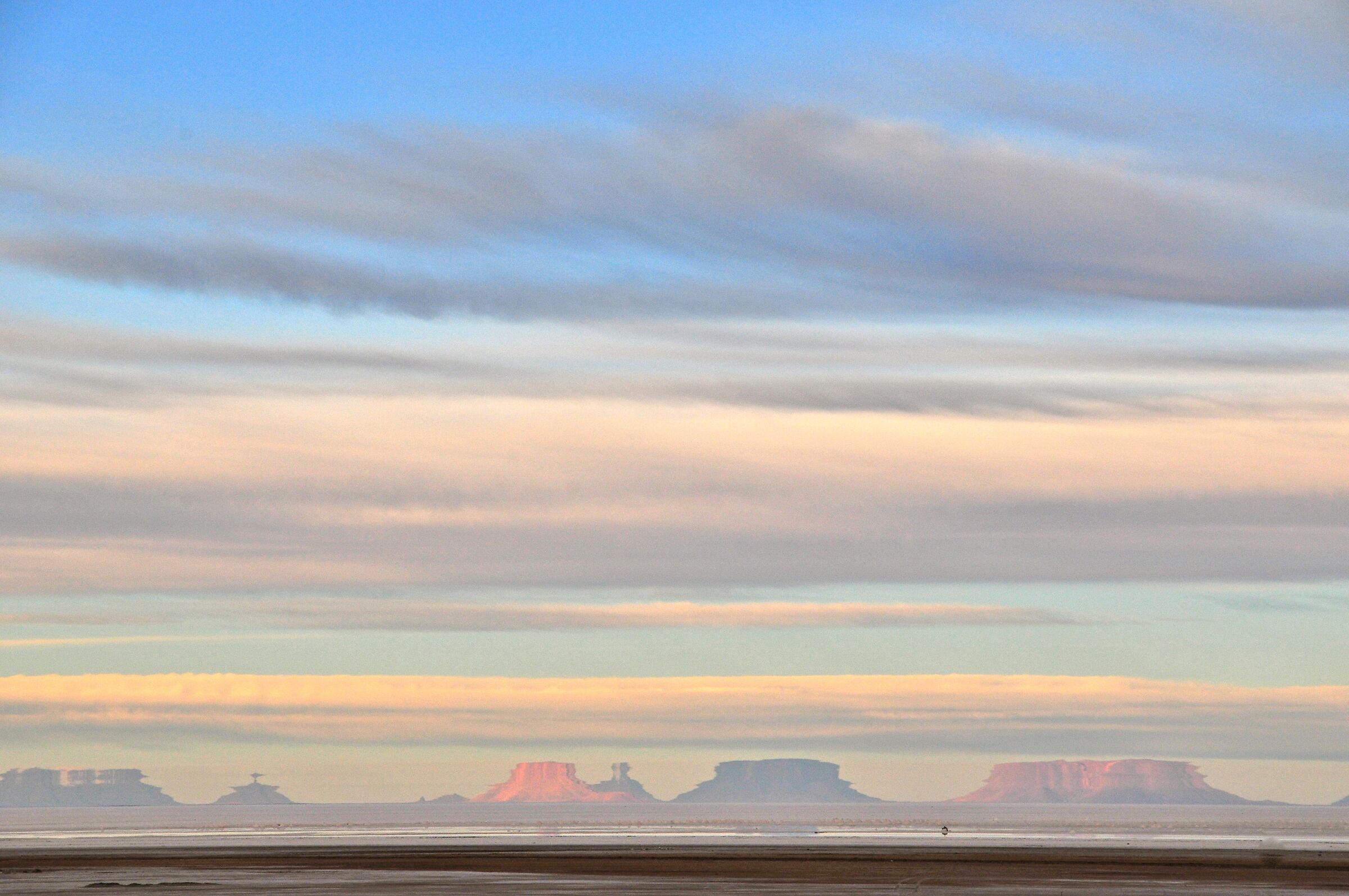 Il fenomeno della Fata Morgana nel Salar de Uyuni