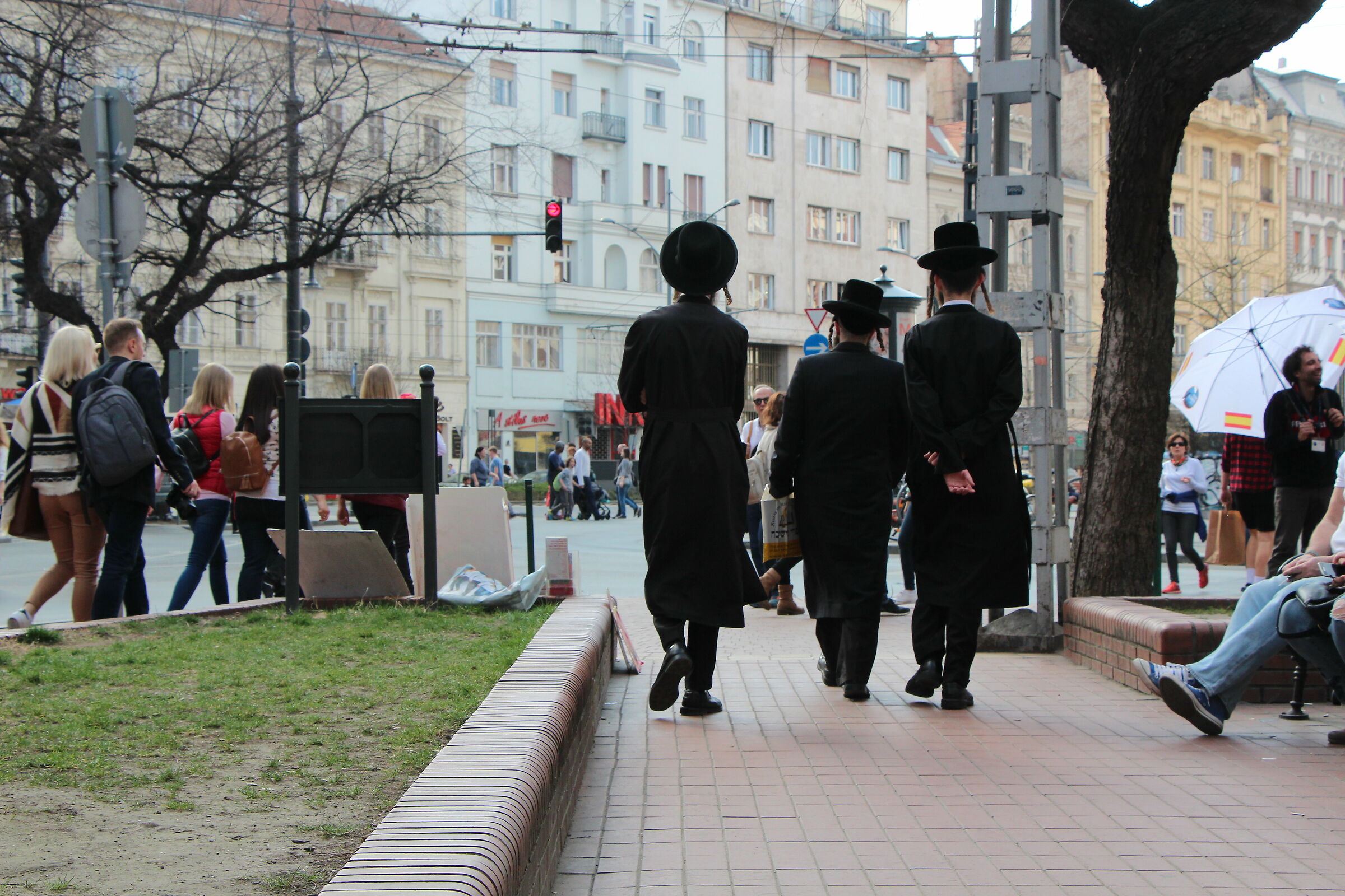 Budapest - rabbini a passeggio