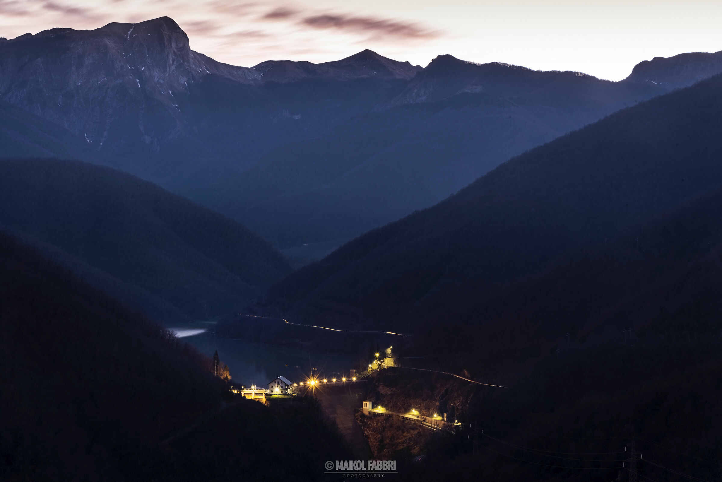 Le prime luci della sera