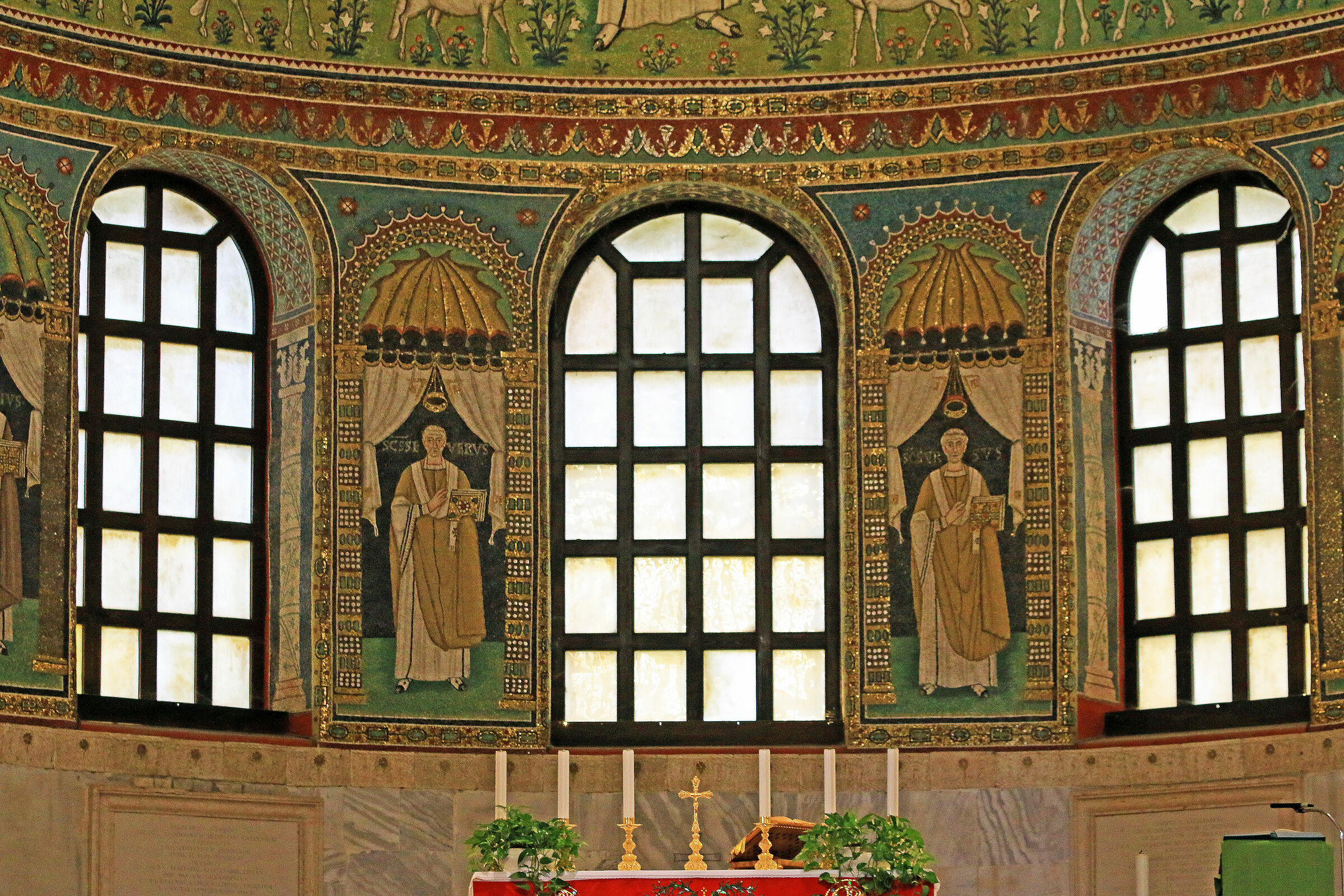 S. Apollinare in Class: Abside Detail