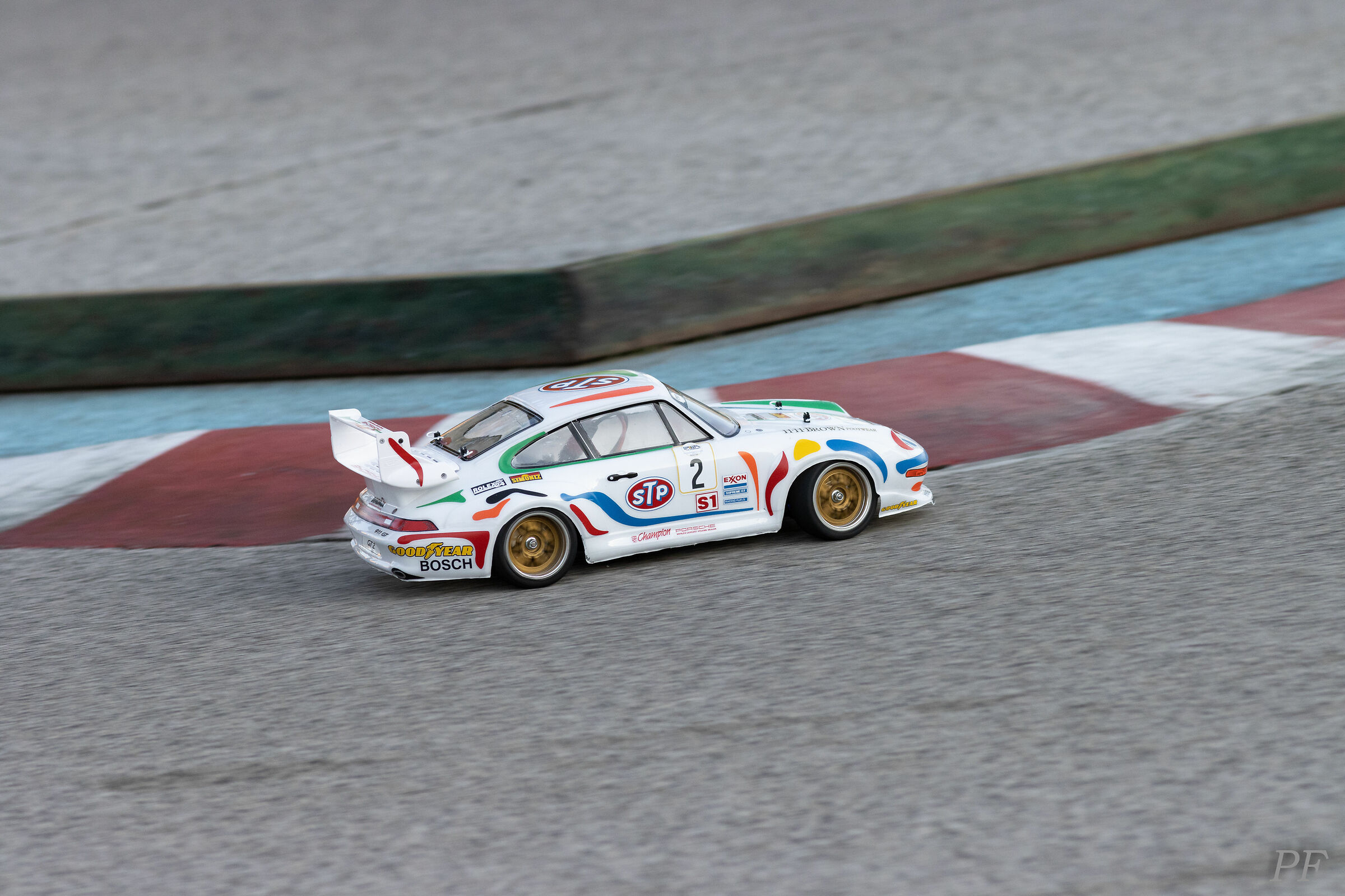 Porsche GT2 R/C 4