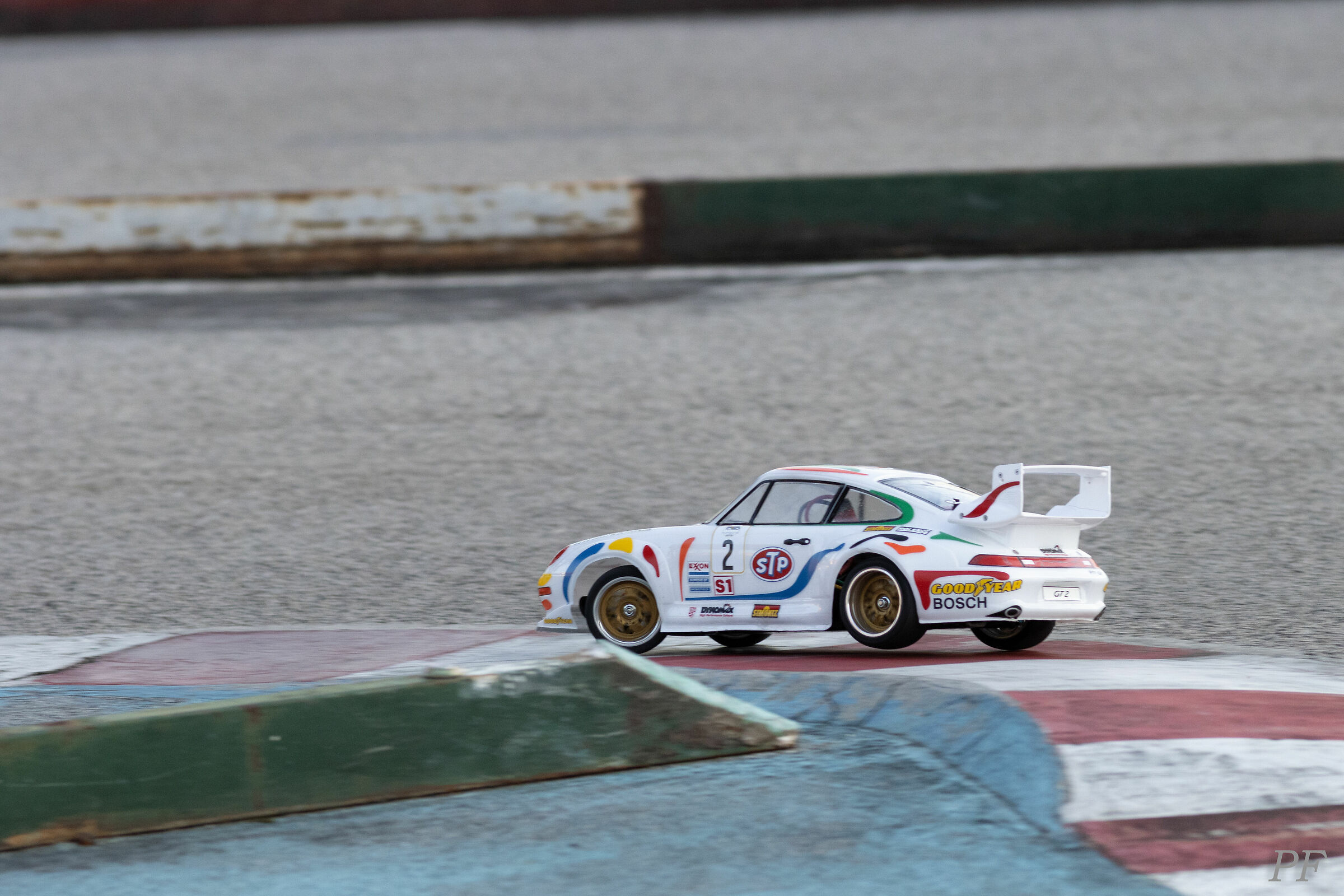 Porsche GT2 R/C 6