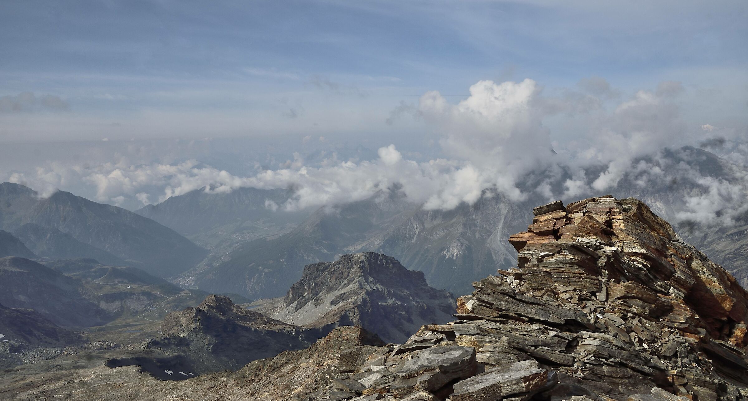 purtroppo le nuvole cominciano ad offuscare l'orizzonte