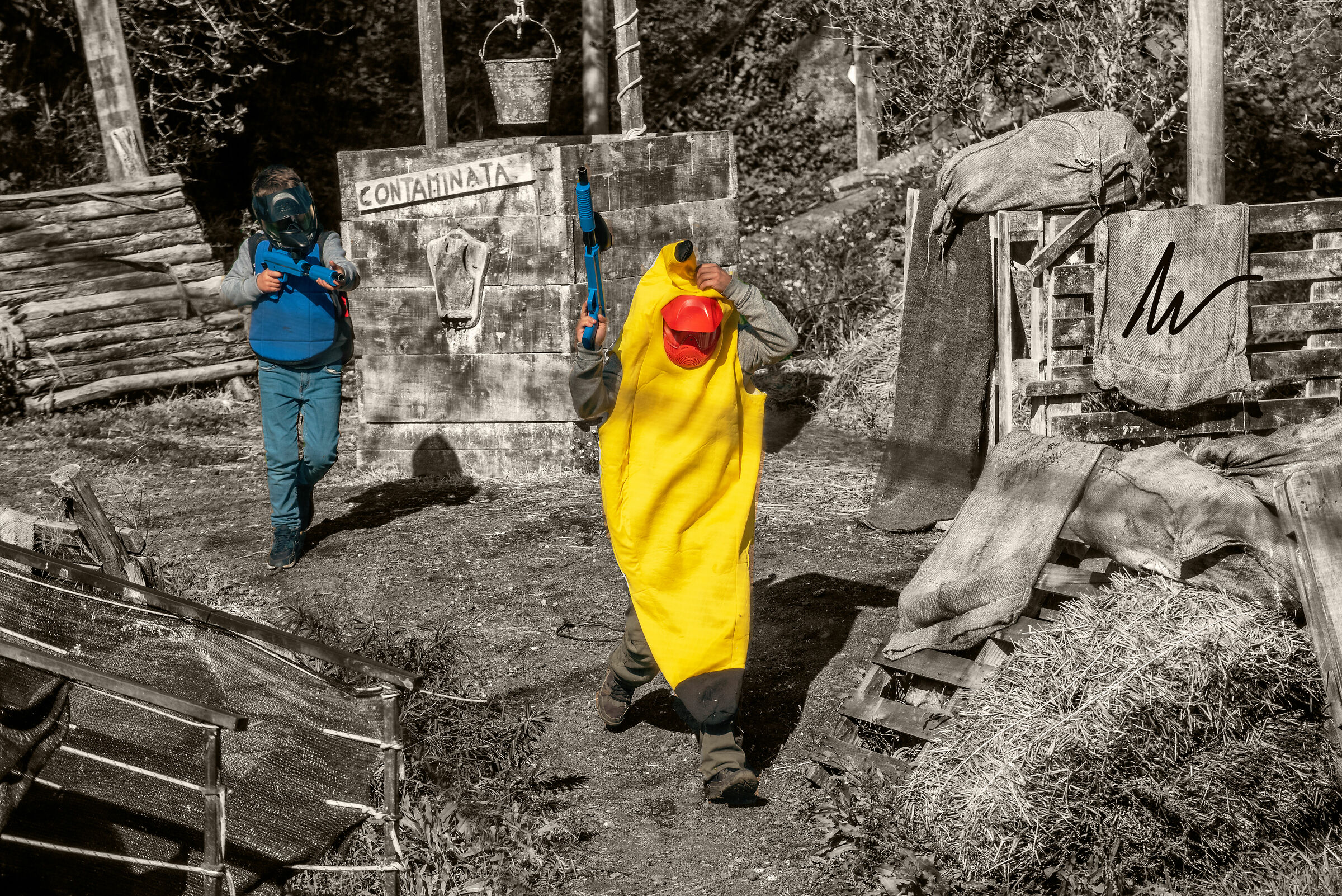 Banana on the run with all the skin