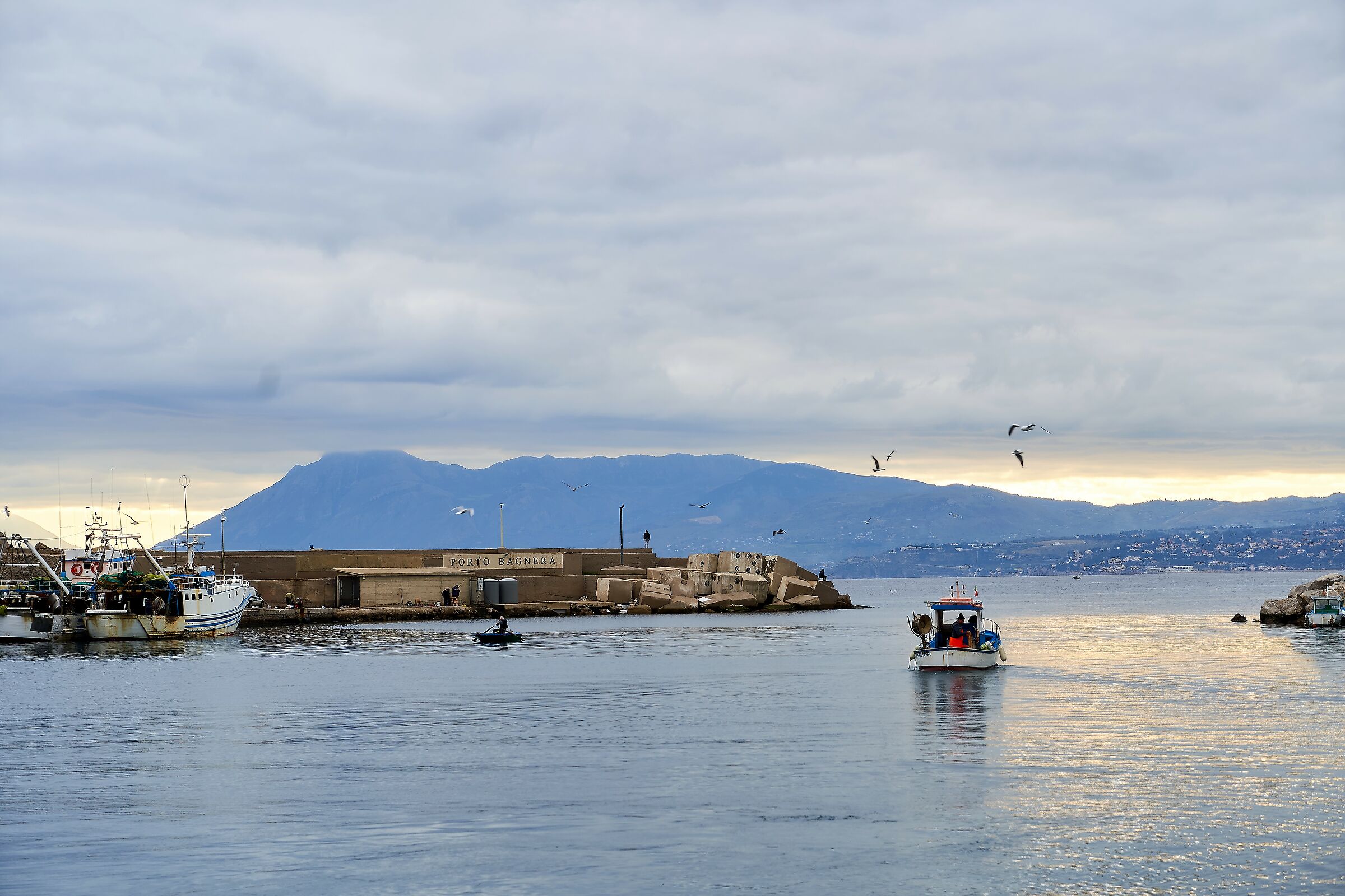 Santa Flavia Porticello: Fishing