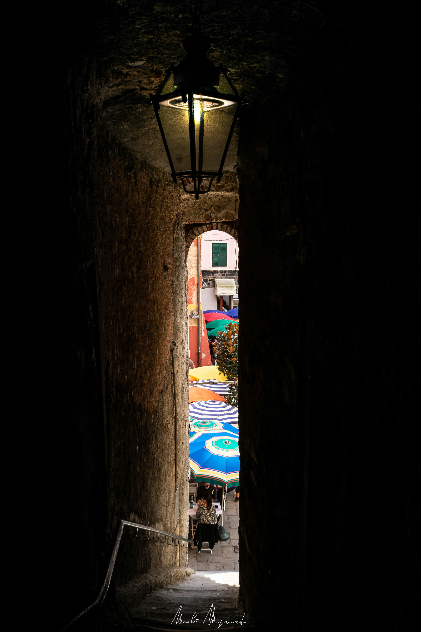 Vedo la piazza, laggiù