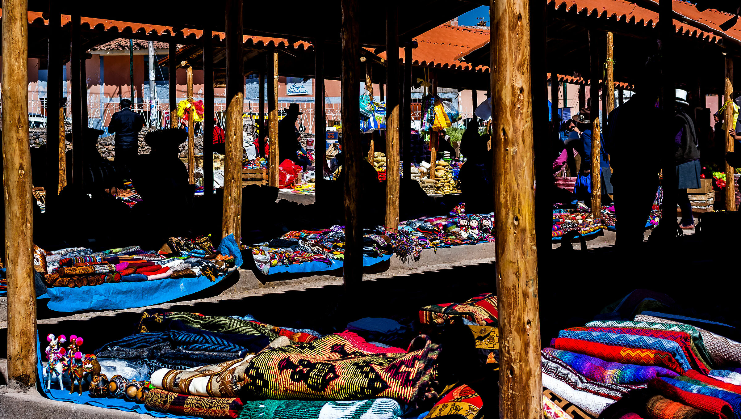 Chincero Valley Sacred Market